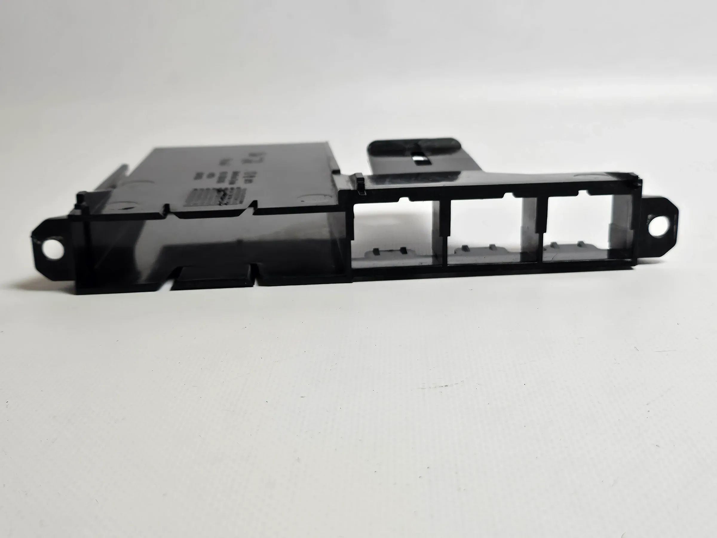 Oryginalny Seat Ibiza 6L ABY Schowek na Wkład Przełącznik 6L1858815