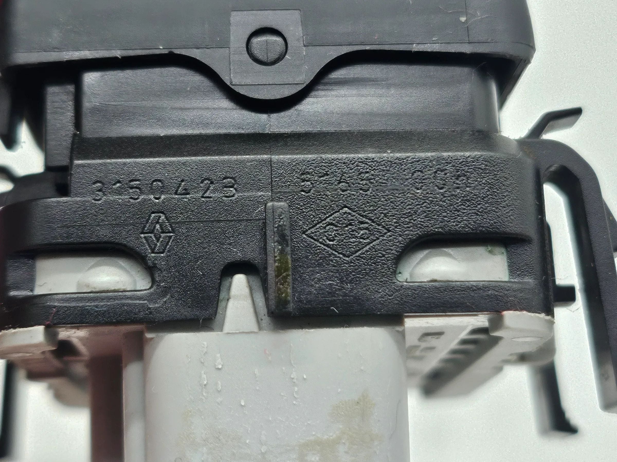 Original Renault Scenic II Schalter Fensterheber Links Vorne grau 31504B