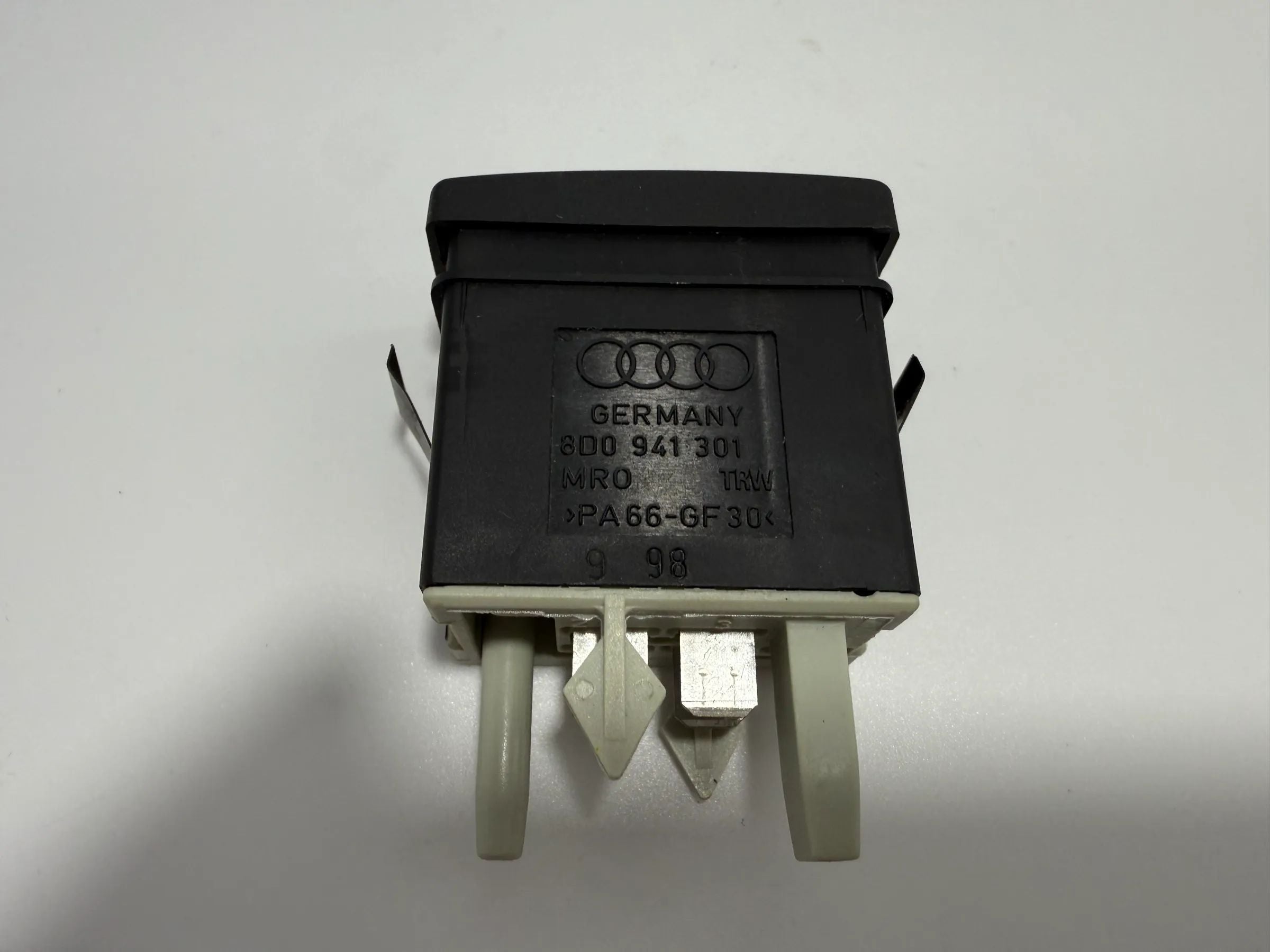 Oryginalna Audi A4 B5 Włącznik Regulacji Zasięgu Świateł Reflektora LWR 8D0941301