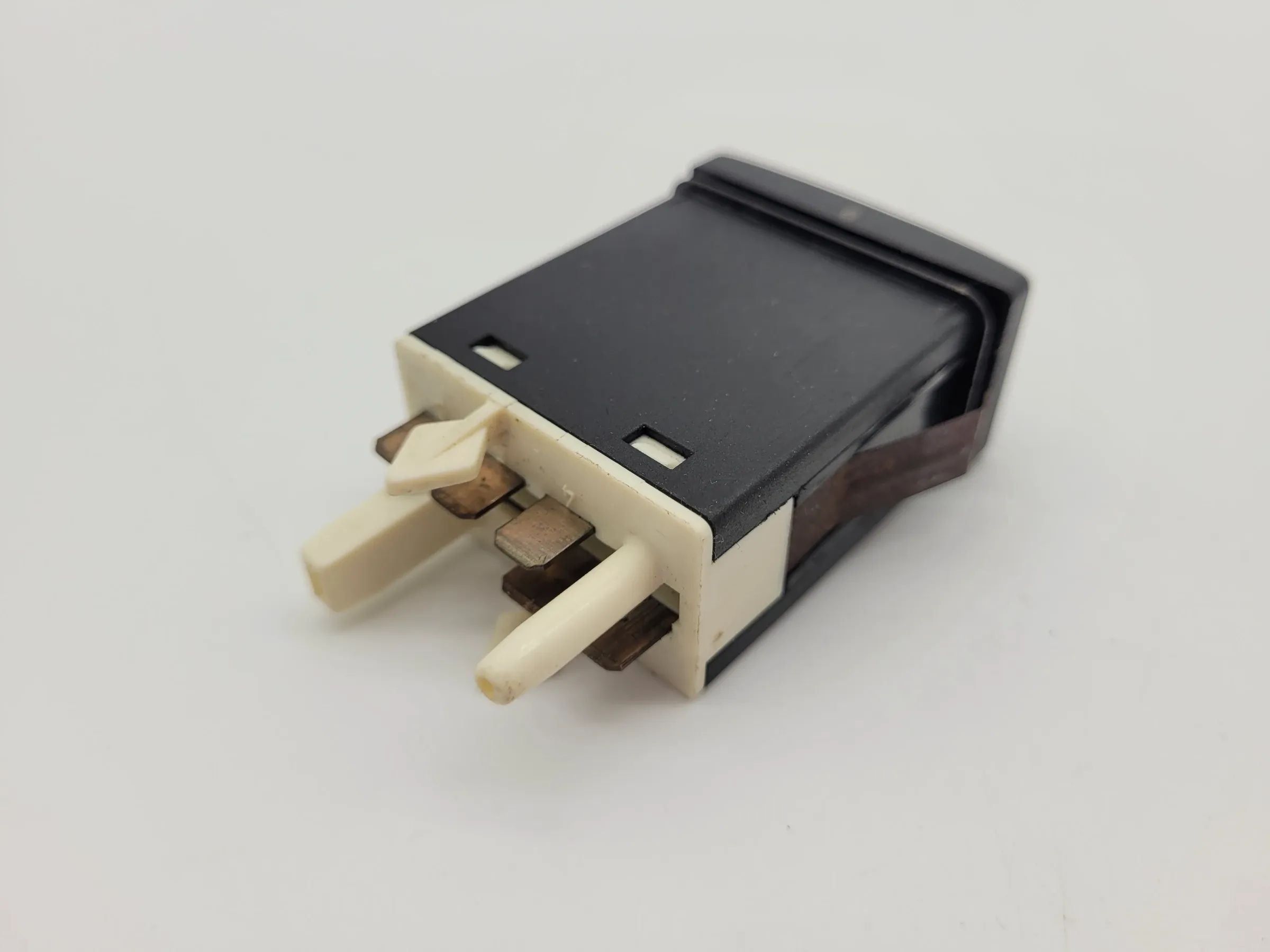 Original AUDI A4 (8D2/B5) Schalter Nebelscheinwerfer 4D0941535