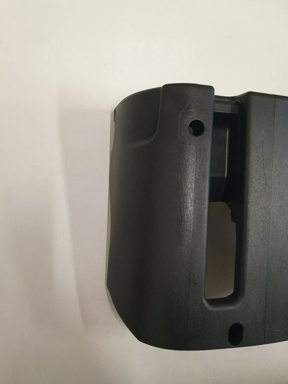 2T143533AFW Habillage volant inférieur Ford Transit Connect (K37)
