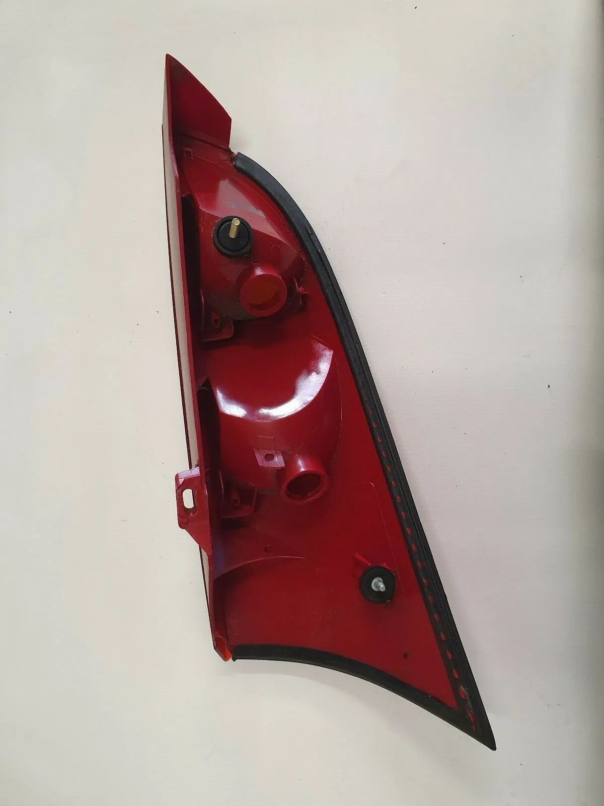 Ford Focus rear light rear right 1M51 13404 AC 1M5113404AC K8 