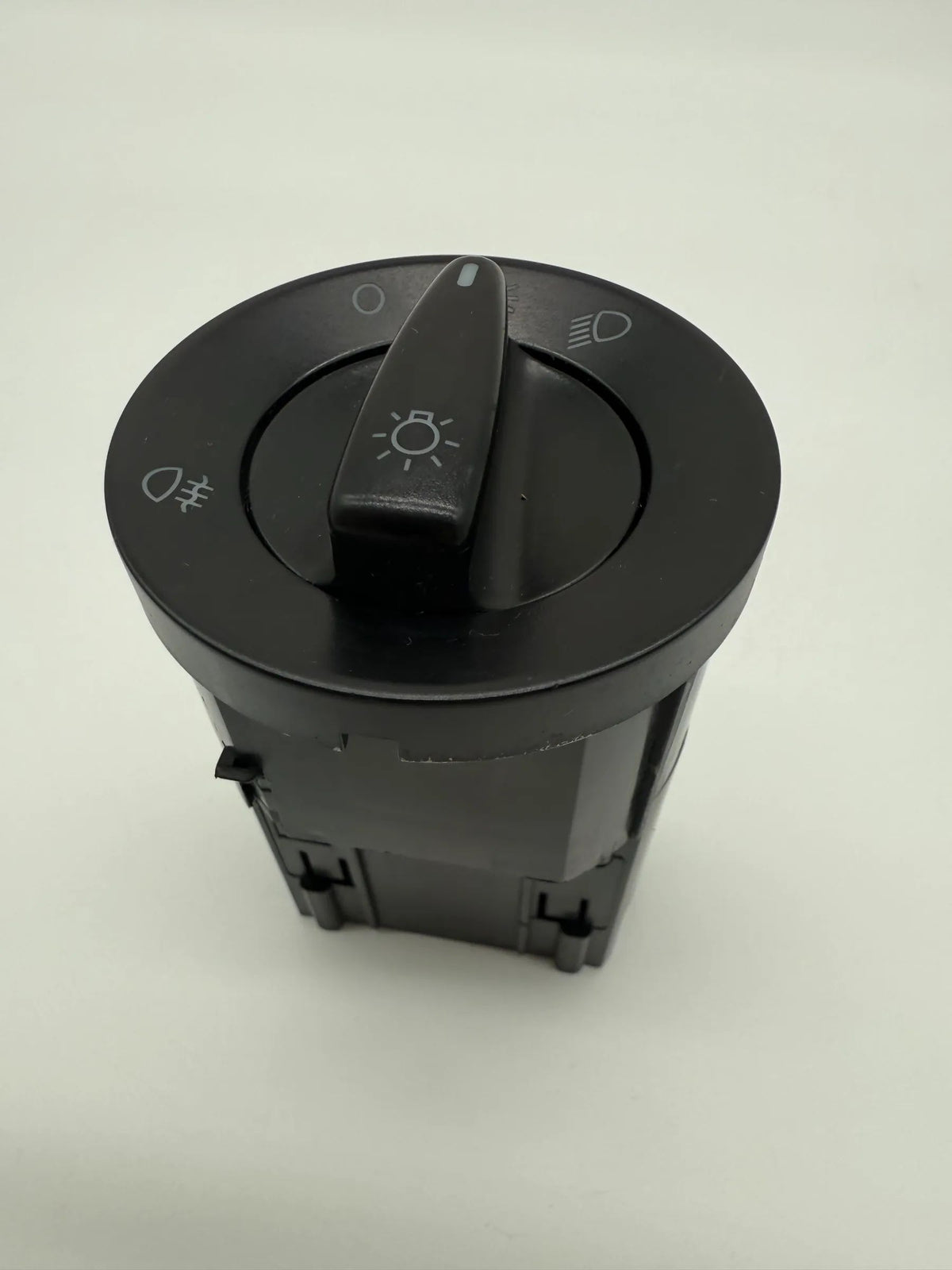 VW PASSAT (3B2) 1.8 Ручная коробка света 1C0941531 04052030 ОРИГИНАЛ