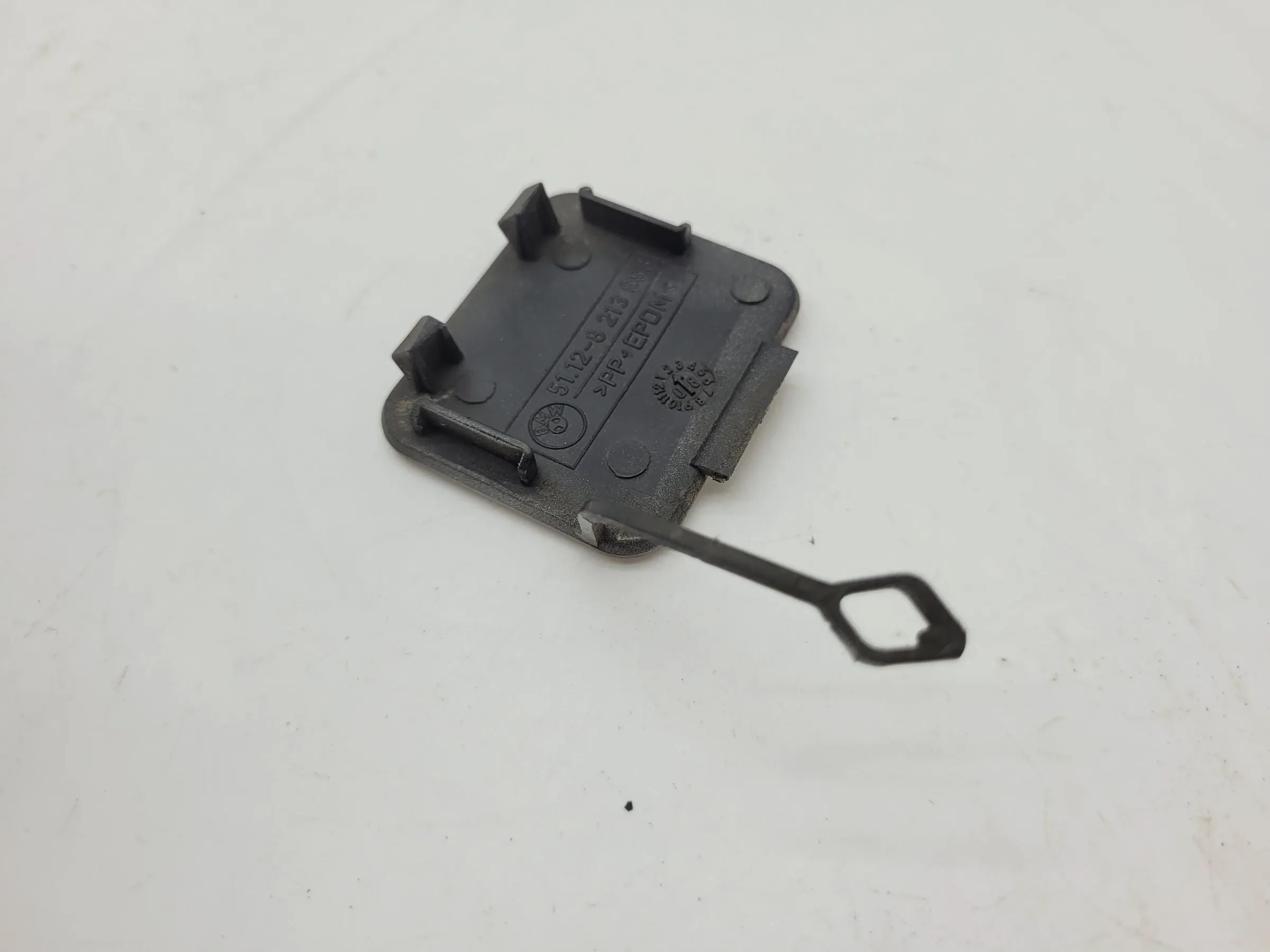 BMW 5er Touring E39 Abschleppöse Abschlepphaken 51.12-8213683 Original