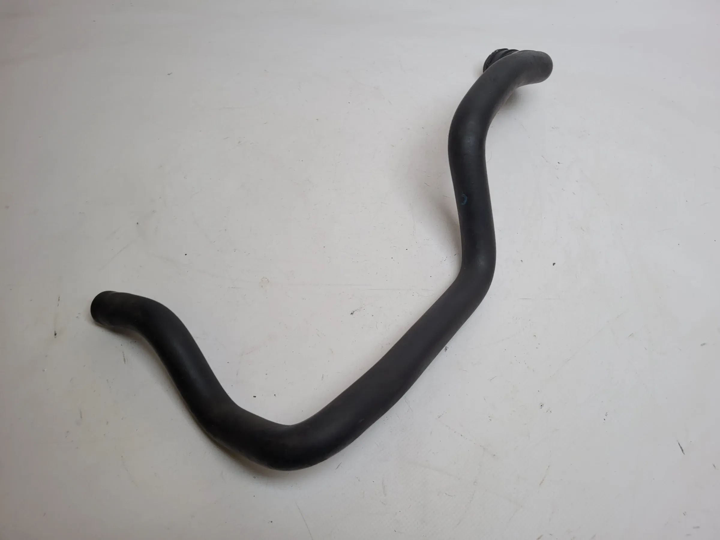 Original BMW 5er Touring E39 Kühlwasserschlauch 64.21-8378368