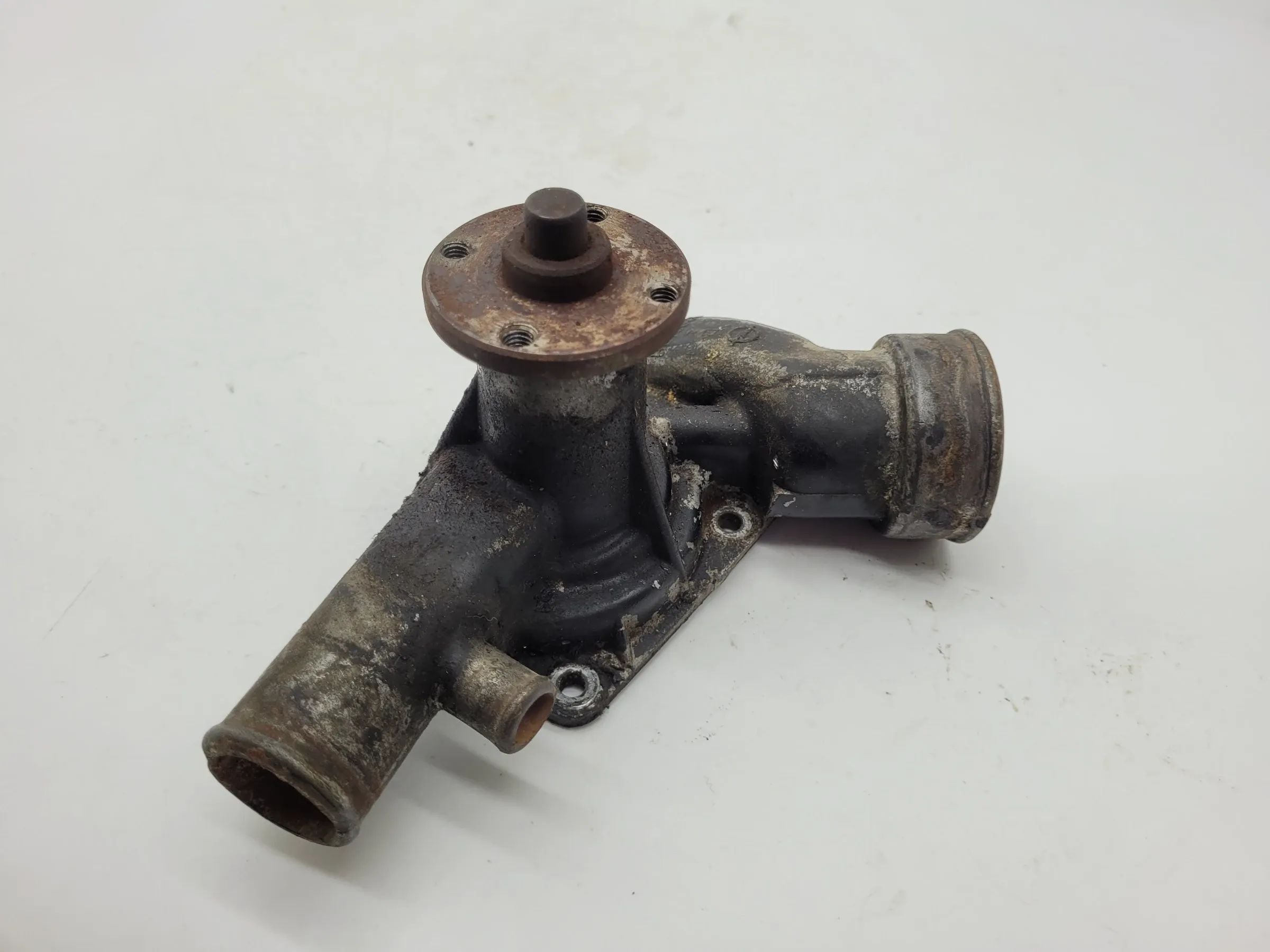 Original Opel Ascona Manta Kadett 1.2 Zylinderkopf Wasserpumpe 9292428