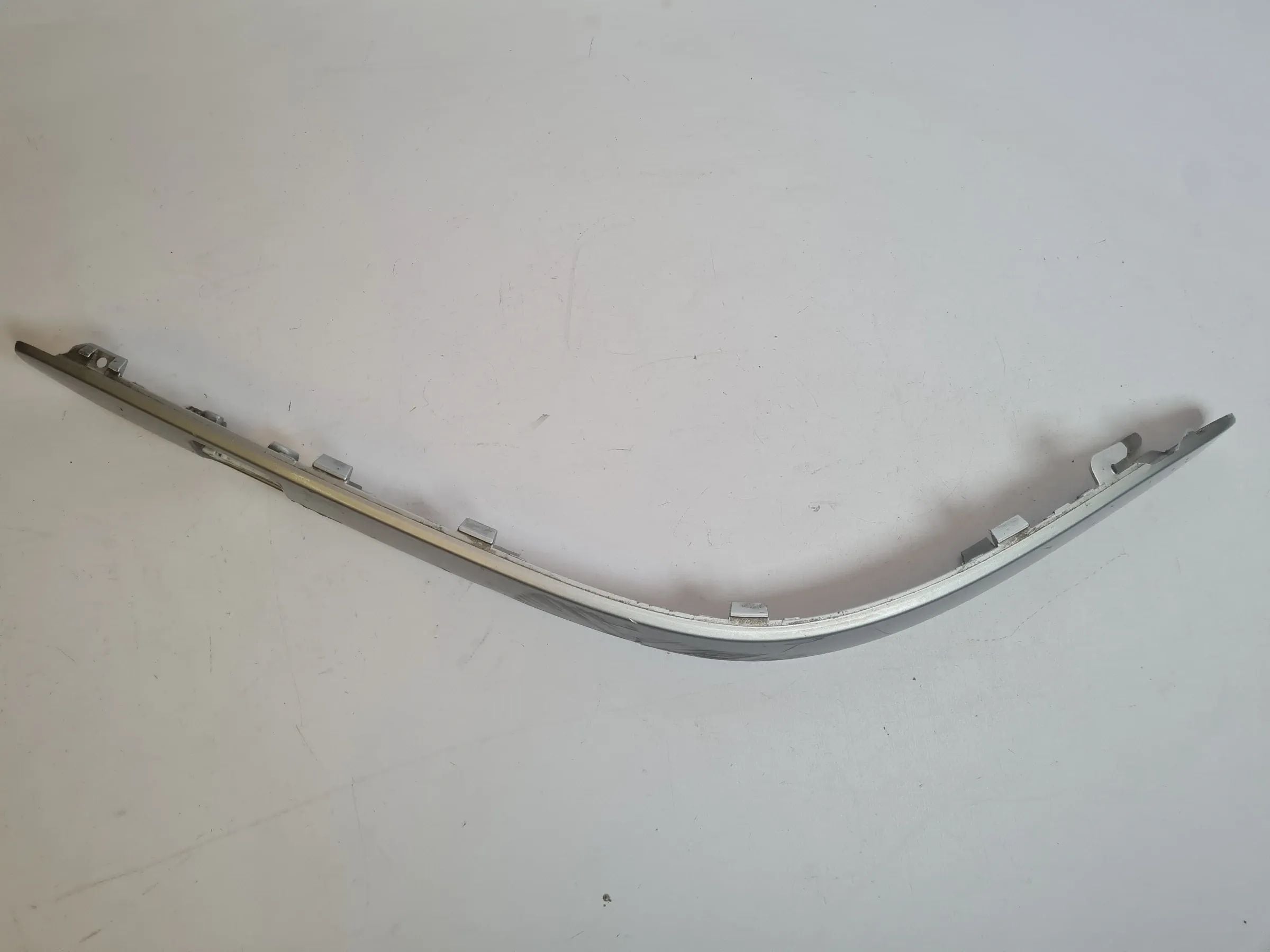 Original Mercedes-Benz C-Klasse (W203) Zierleiste Stoßstange Rechts, A2038854421
