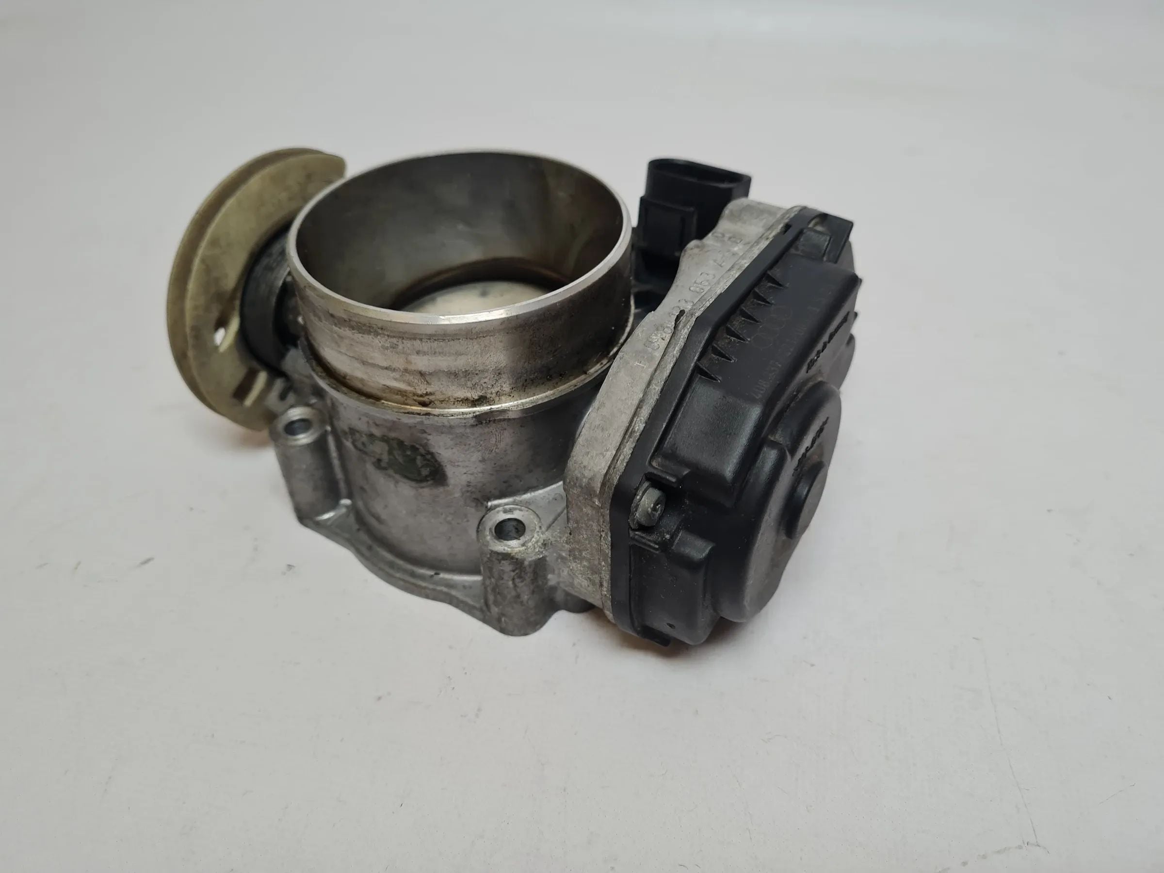 Original Audi A6 (4B2/4B4) 2.4 V6 Drosselklappe Stutzen 078133063AG