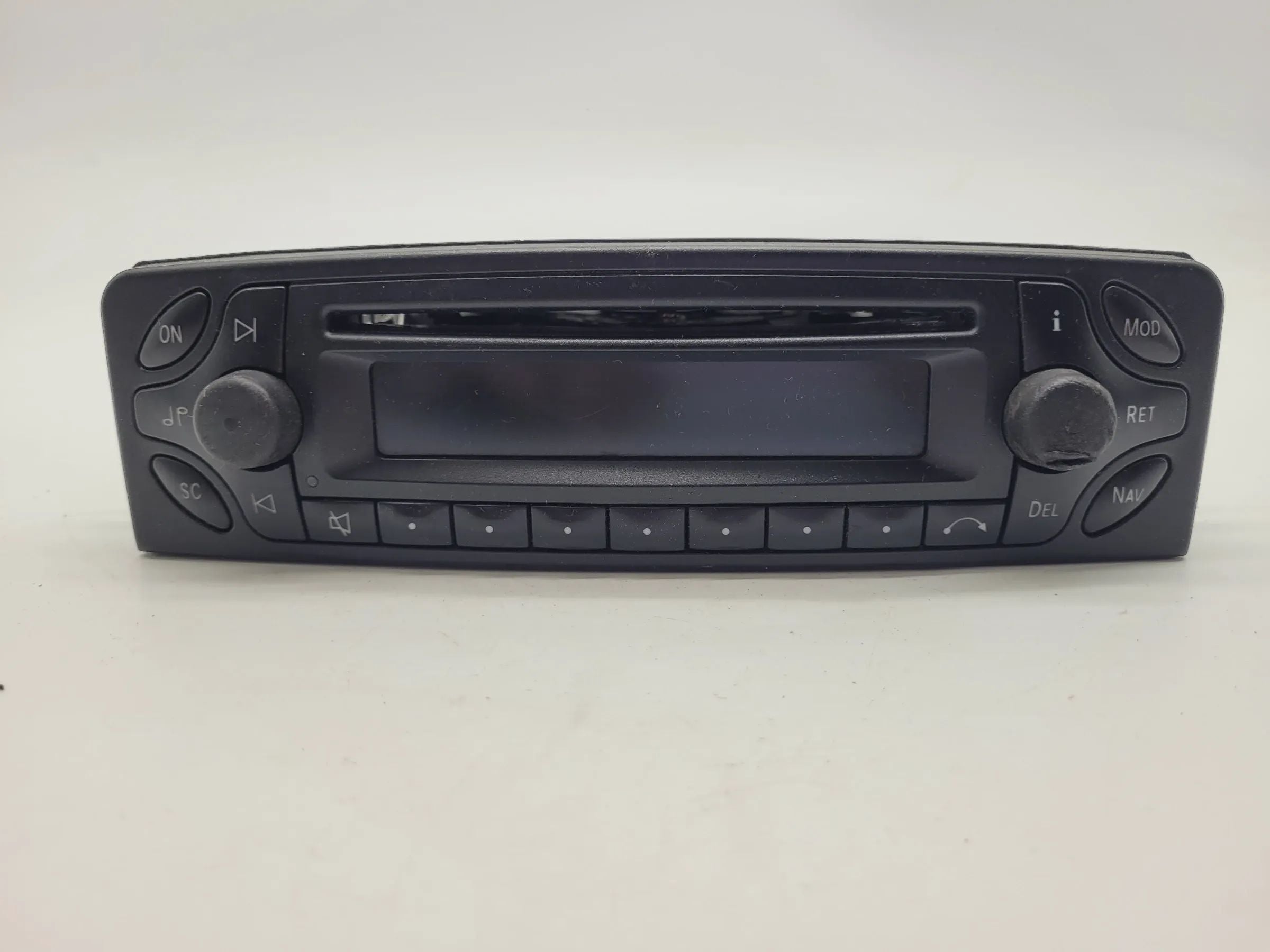 Original Mercedes-Benz C-Klasse (W203) CD-Radio Autoradio A2038204685