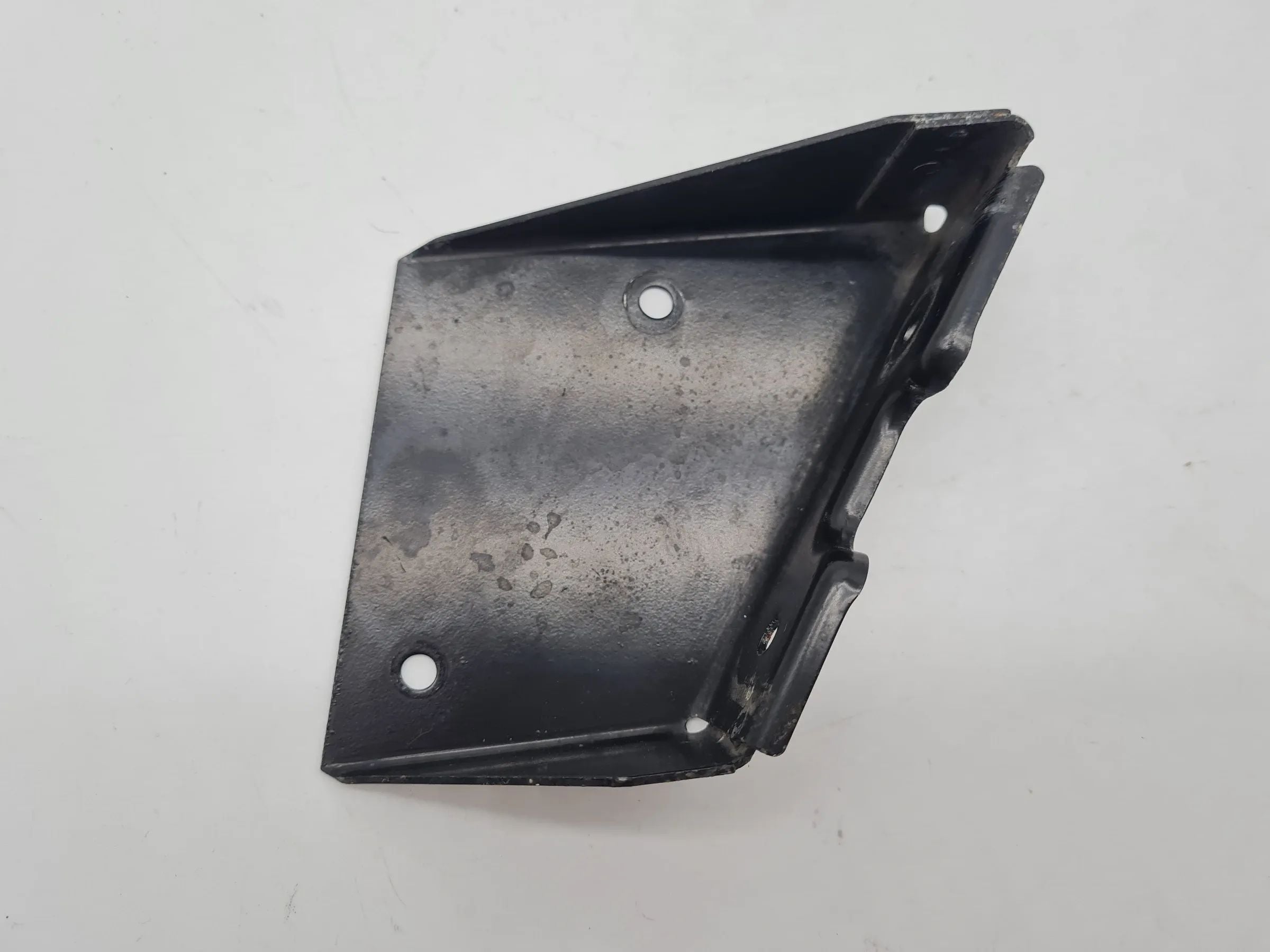 Original Audi A6 (4B2/4B4) Halter Klimatrockner Flasche 8D0260759R