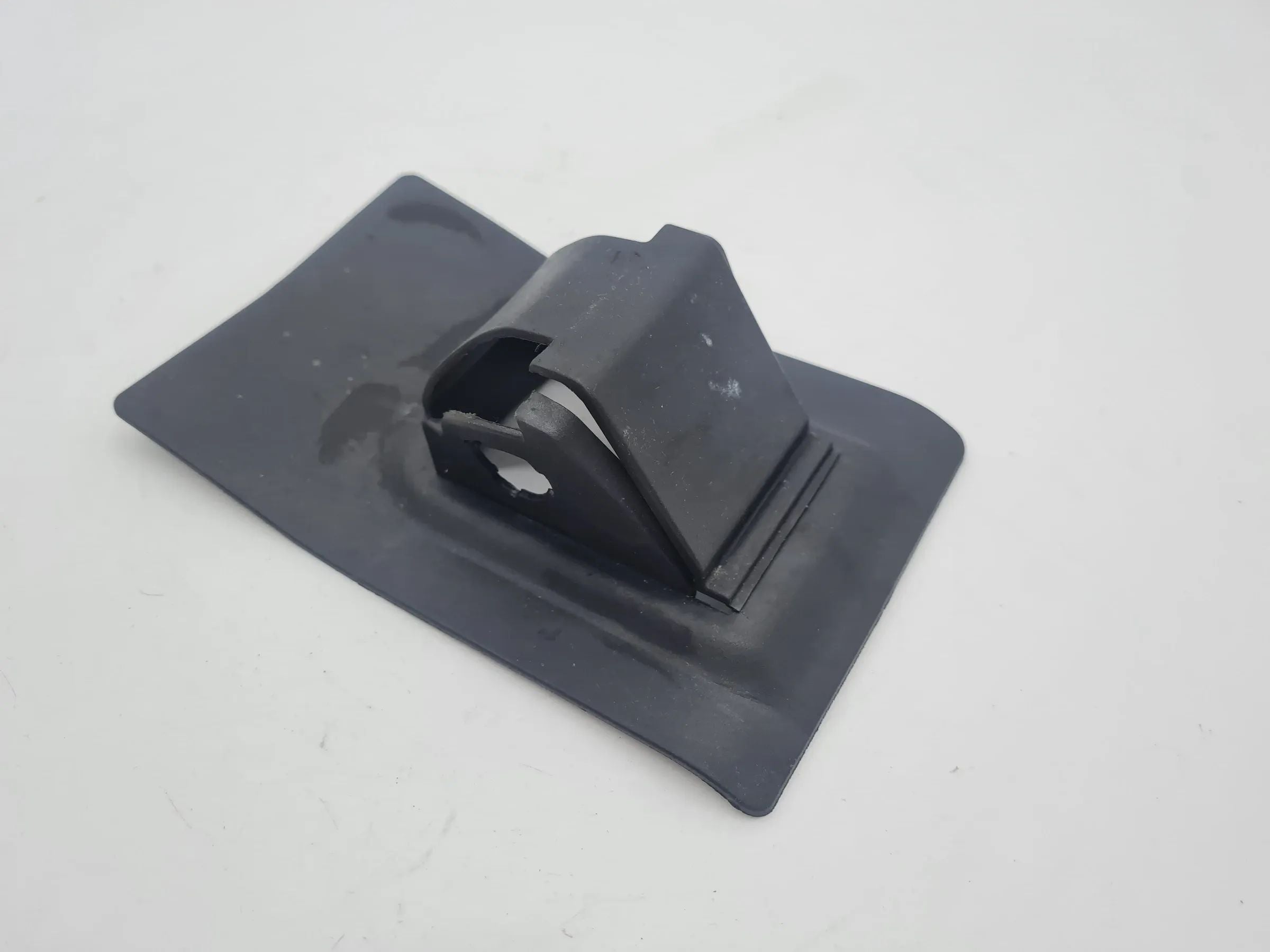 Original Mini One (R50/R53) Abdeckung Doppelgurtschloss Hinten 5321261A