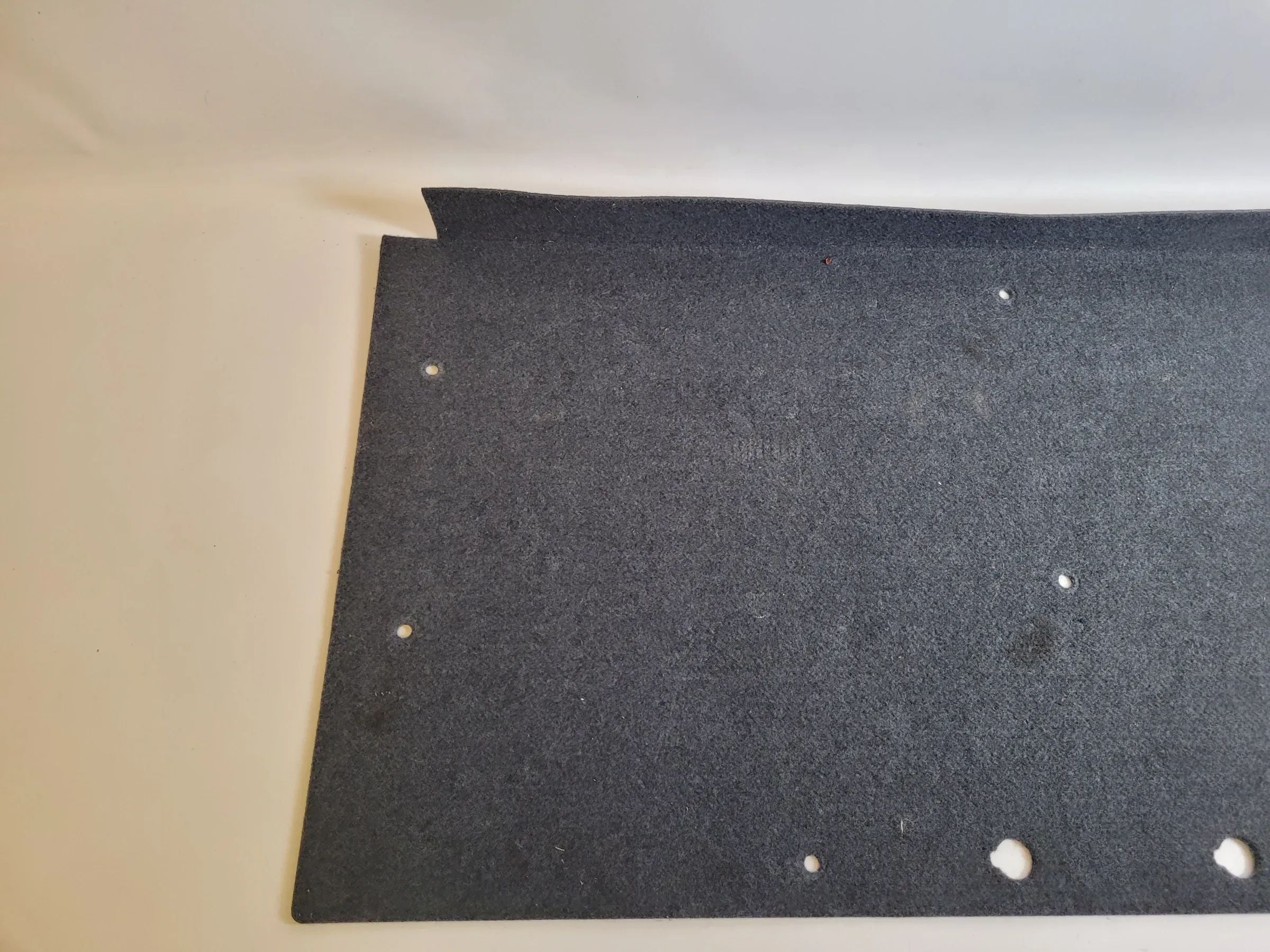 Original Audi A6 (4B2/4B4) Kofferraum Teppich Liner Hinten 4B5863573E