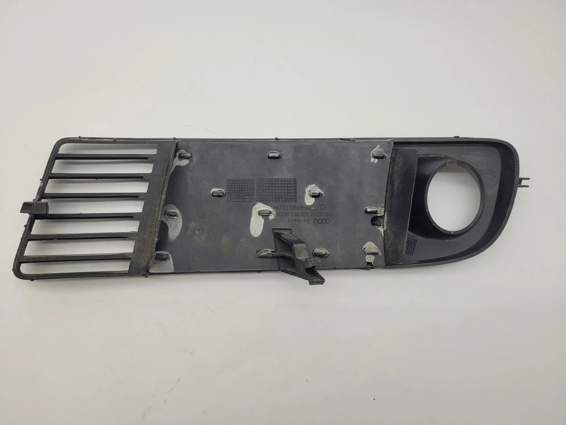 Original Audi A6 (4B2/4B4) Gitter Frontgitter Grill Rechts 4B0807682H/R