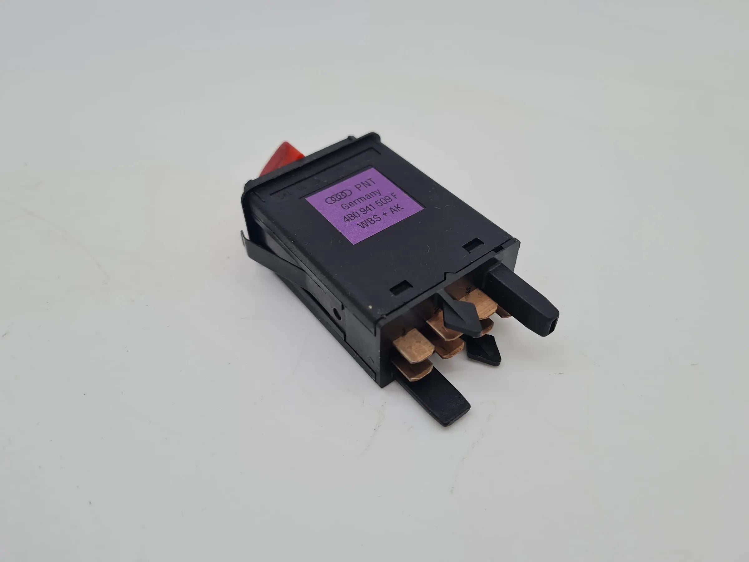 Original Audi A6 (4B2/4B4) Warnblinkschalter Warnblinker 4b0941509F