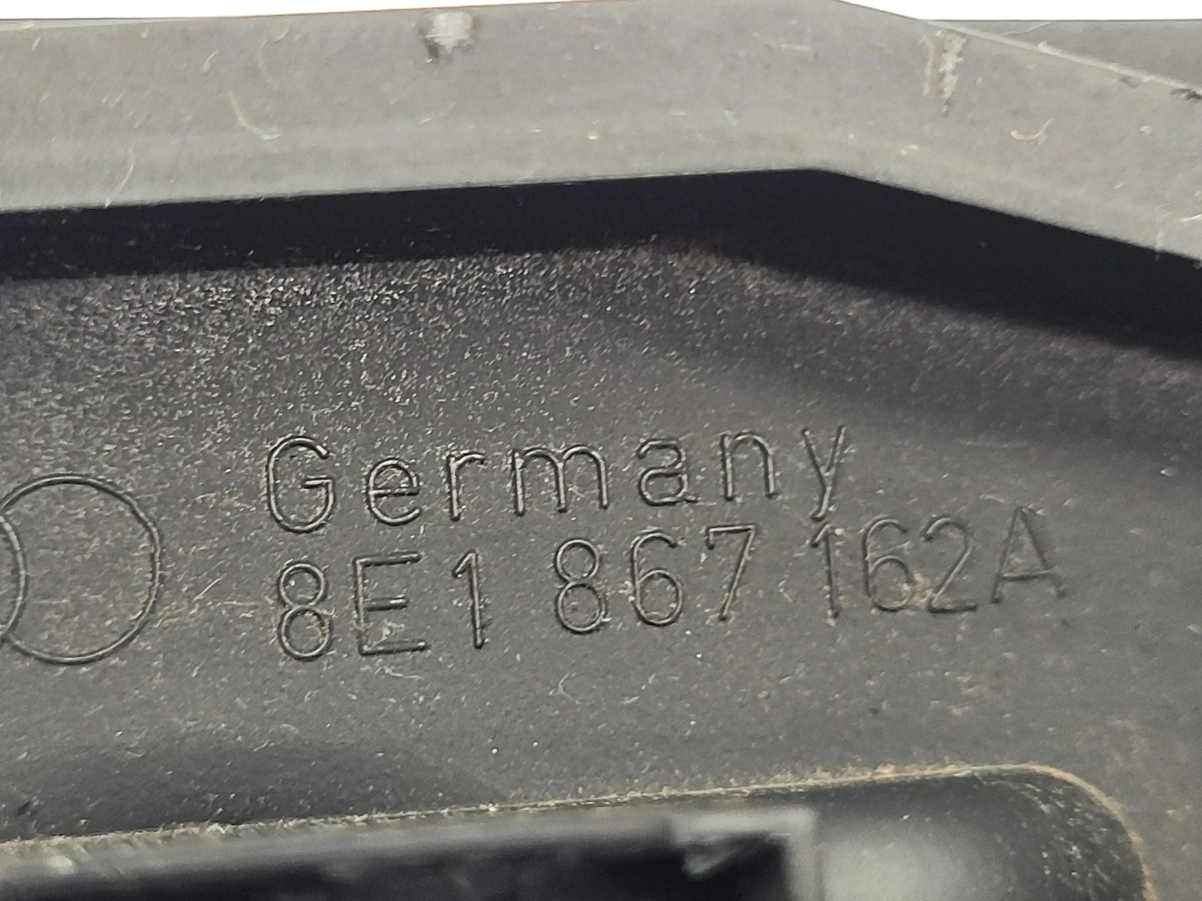 Original Audi A4 (8E/B6/B7) Armstütze Armlehne Türgriff Rechts Vorne 8E1867174