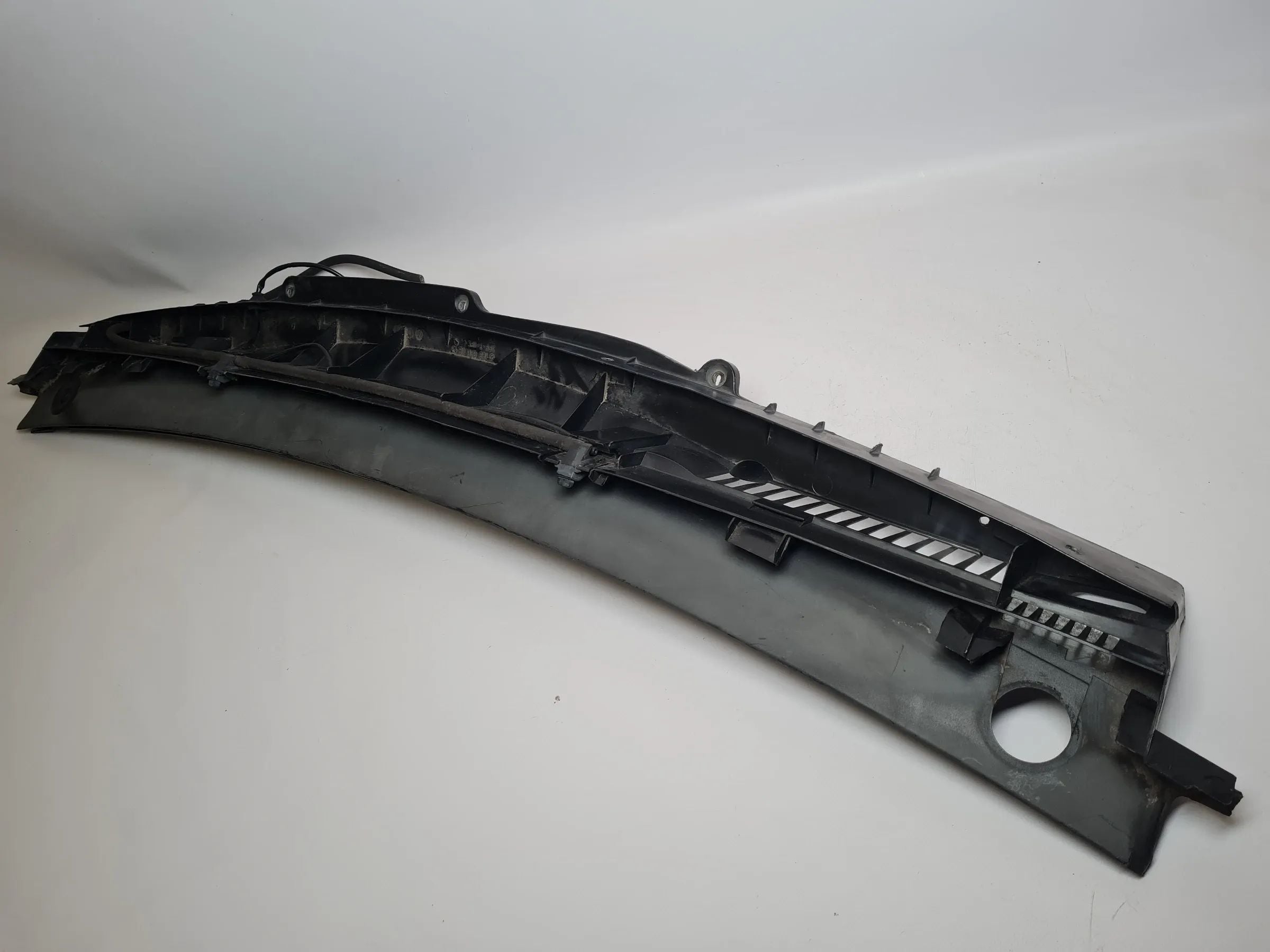 Original Mercedes-Benz A-Klasse (W168) Windlauf A1688300613