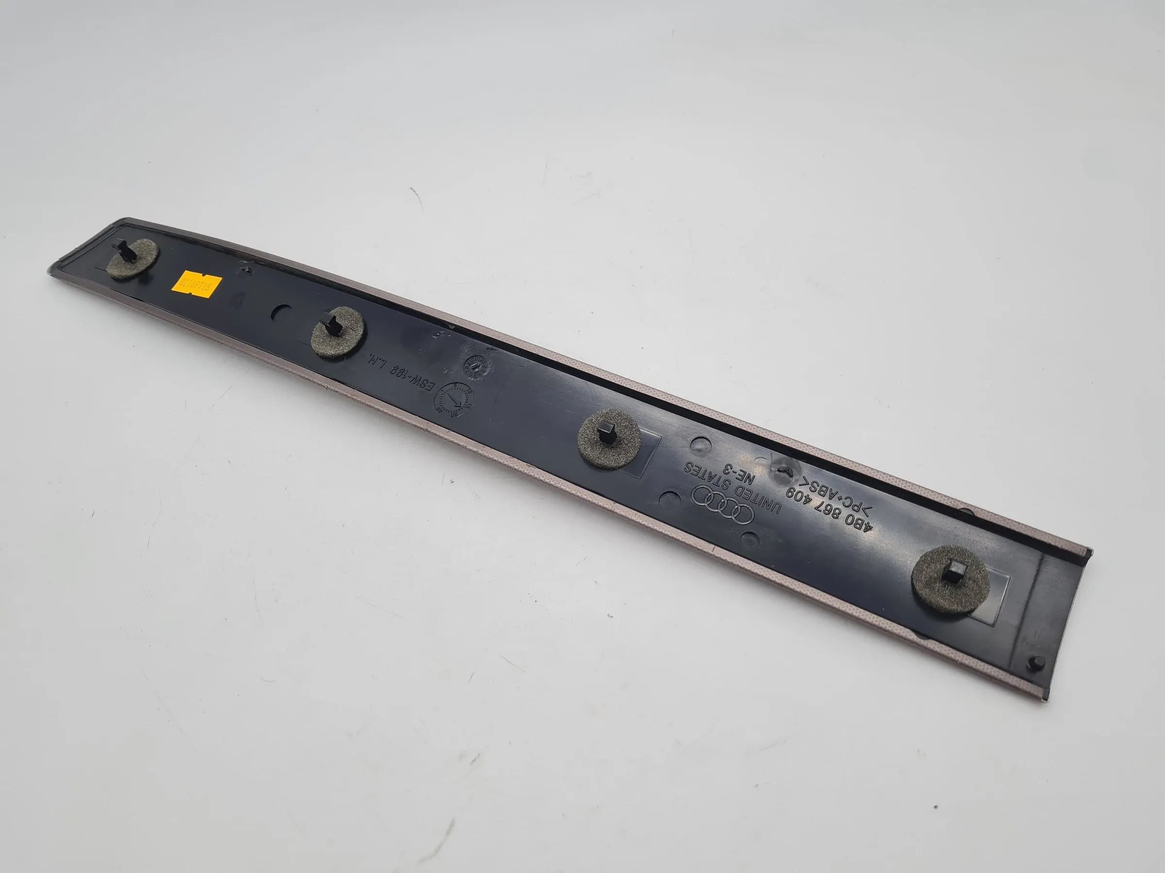 Original Audi A6 (4B2/4B4) Zierleiste Dekorleiste Tür Vorne Links 4B0867409