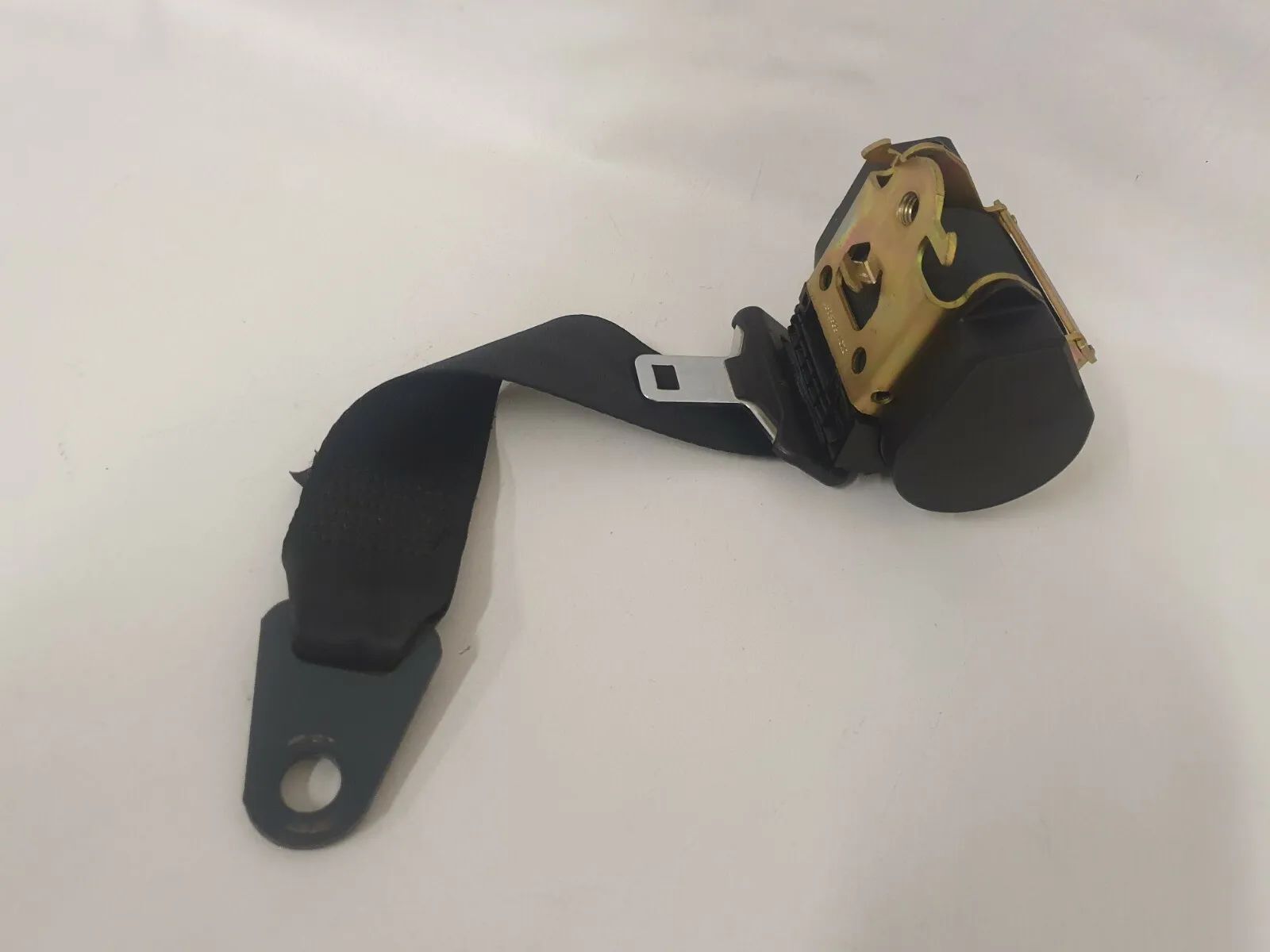 PEUGEOT 206 CC 1.6 80 kW पीछे बाएं या दाएं असली सुरक्षा बेल्ट 2270004