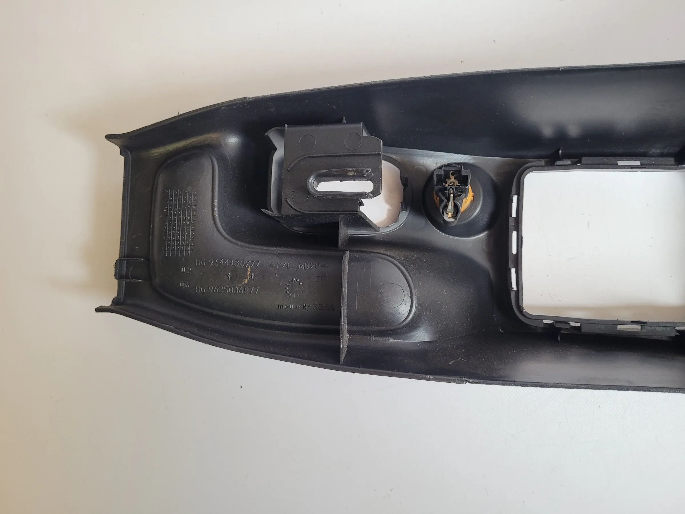 Original Peugeot 206 CC (2D) Mittelkonsole Verkleidung Abdeckung 9644330777