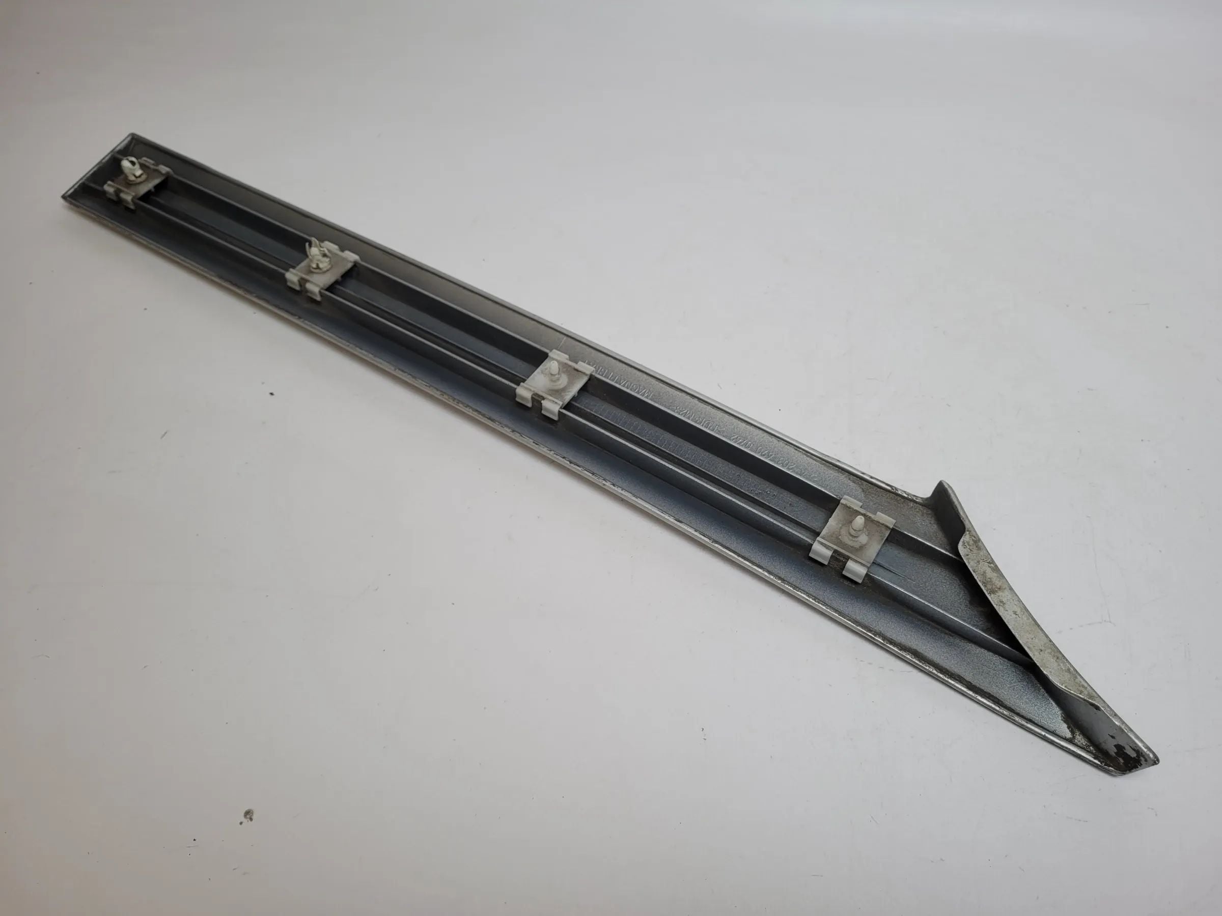 Original Mercedes-Benz C-Klasse (W203) Zierleiste Links, Hinten A2036900762