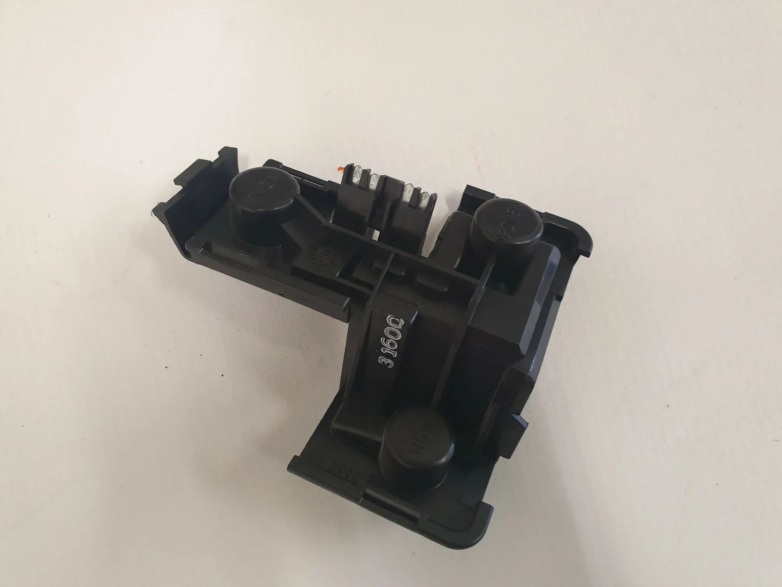 Original Opel Omega B lamp holder GM5032 lamp socket right K15 