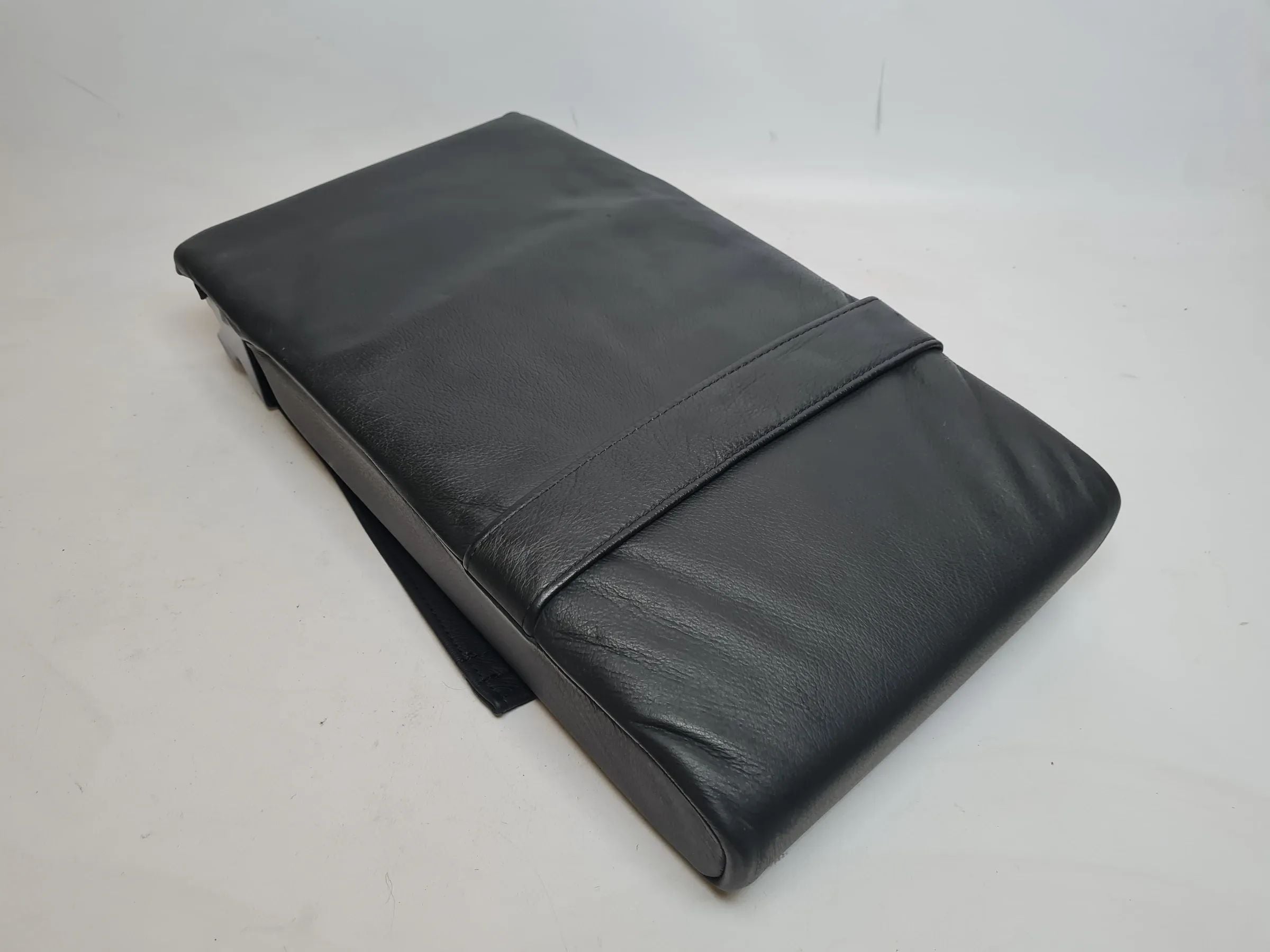 BMW 5er Touring E39 Armlehne Rücksitzes Schwarz Hinten 52.20- Original