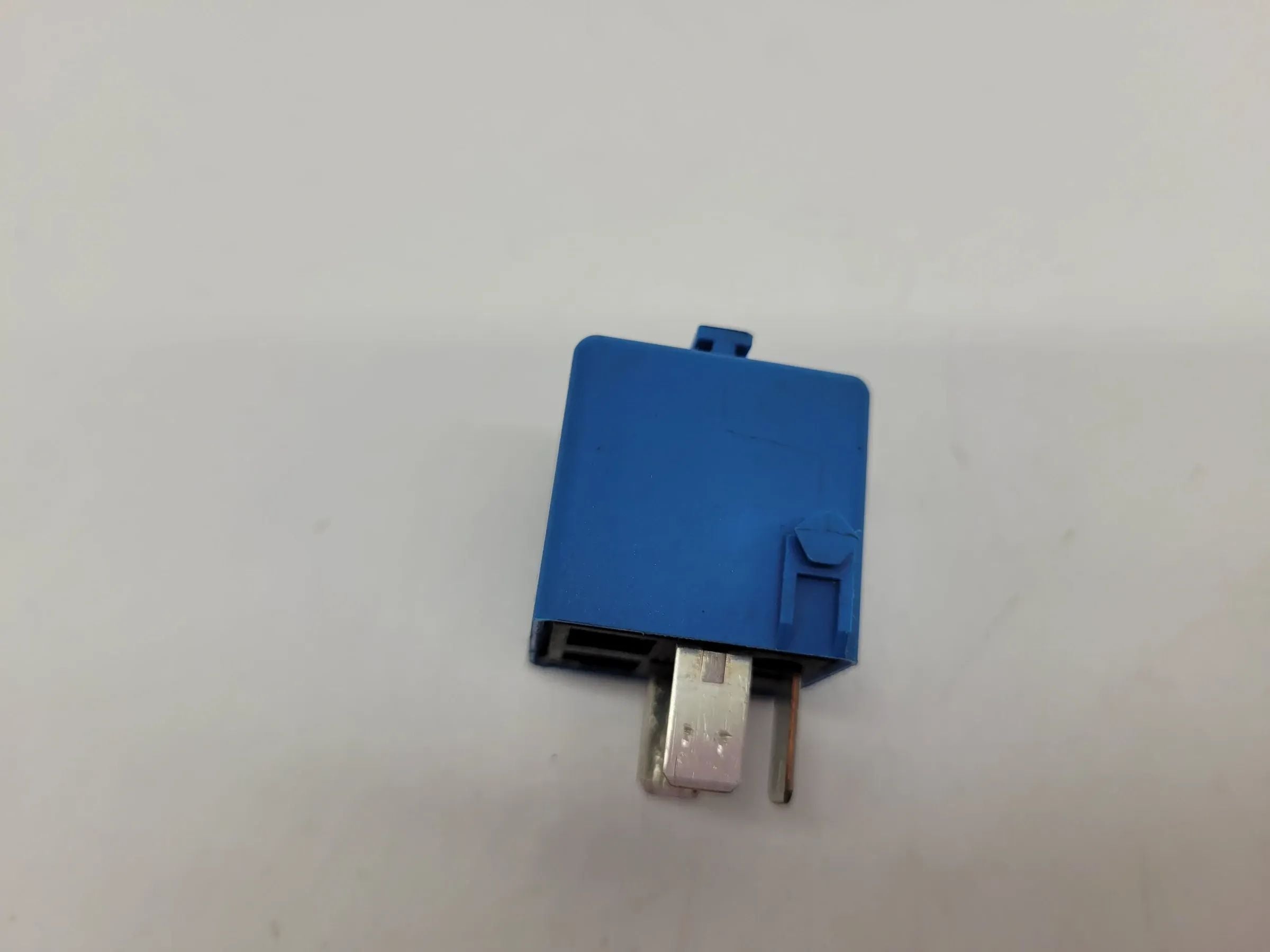 BMW 3er/5er E36/E39/E46 etc Steuereinheit Relais Blau 61.36-8364581 (Original)