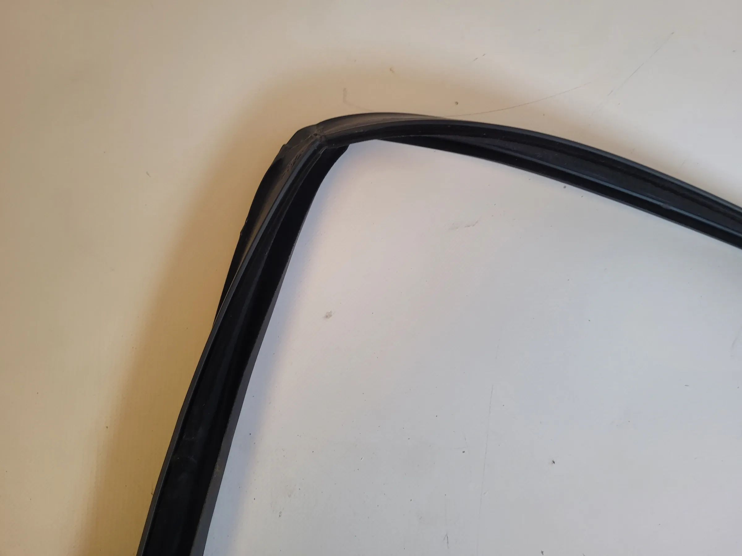 BMW 5er Touring E61 Fensterführung Dichtung Gummi Vorne Rechts Original