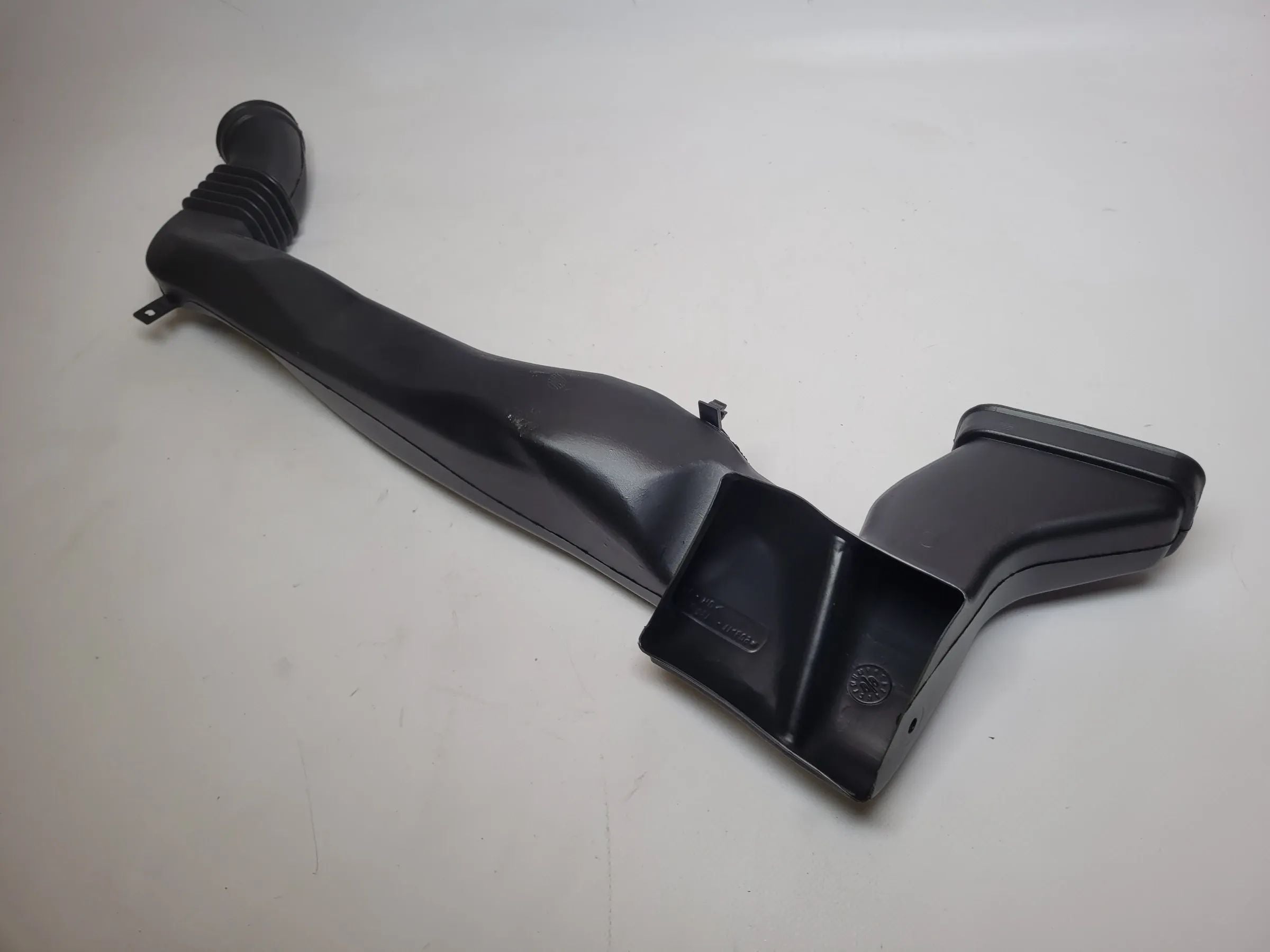 BMW 5er Touring E39 Kaltluftkanal Luft Links 64.22-8159751 Original