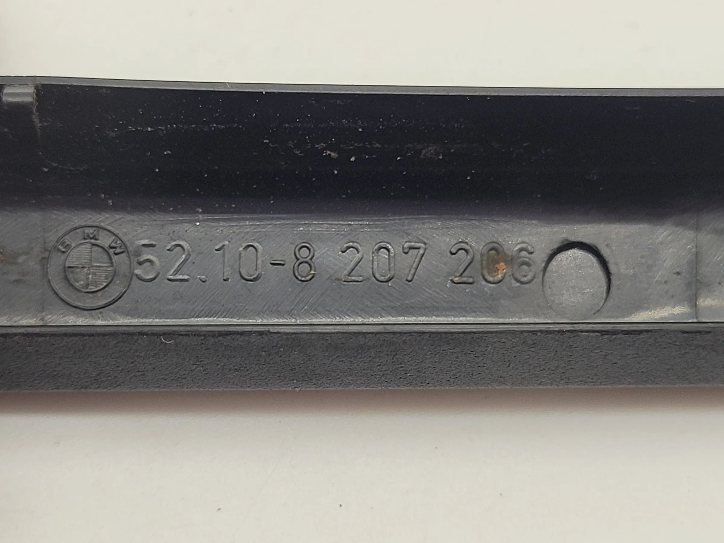 BMW 7er E38 Abdeckung Sitzschiene Rechts Vorne 52.10-8207206 Original