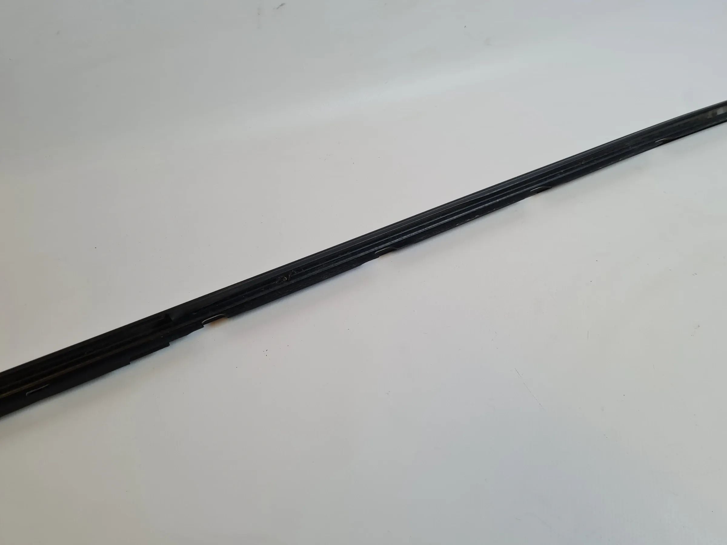 Mini One (R50/R53) Dach Leiste Dichtung Links Oben 51.13-7112079 (Original)
