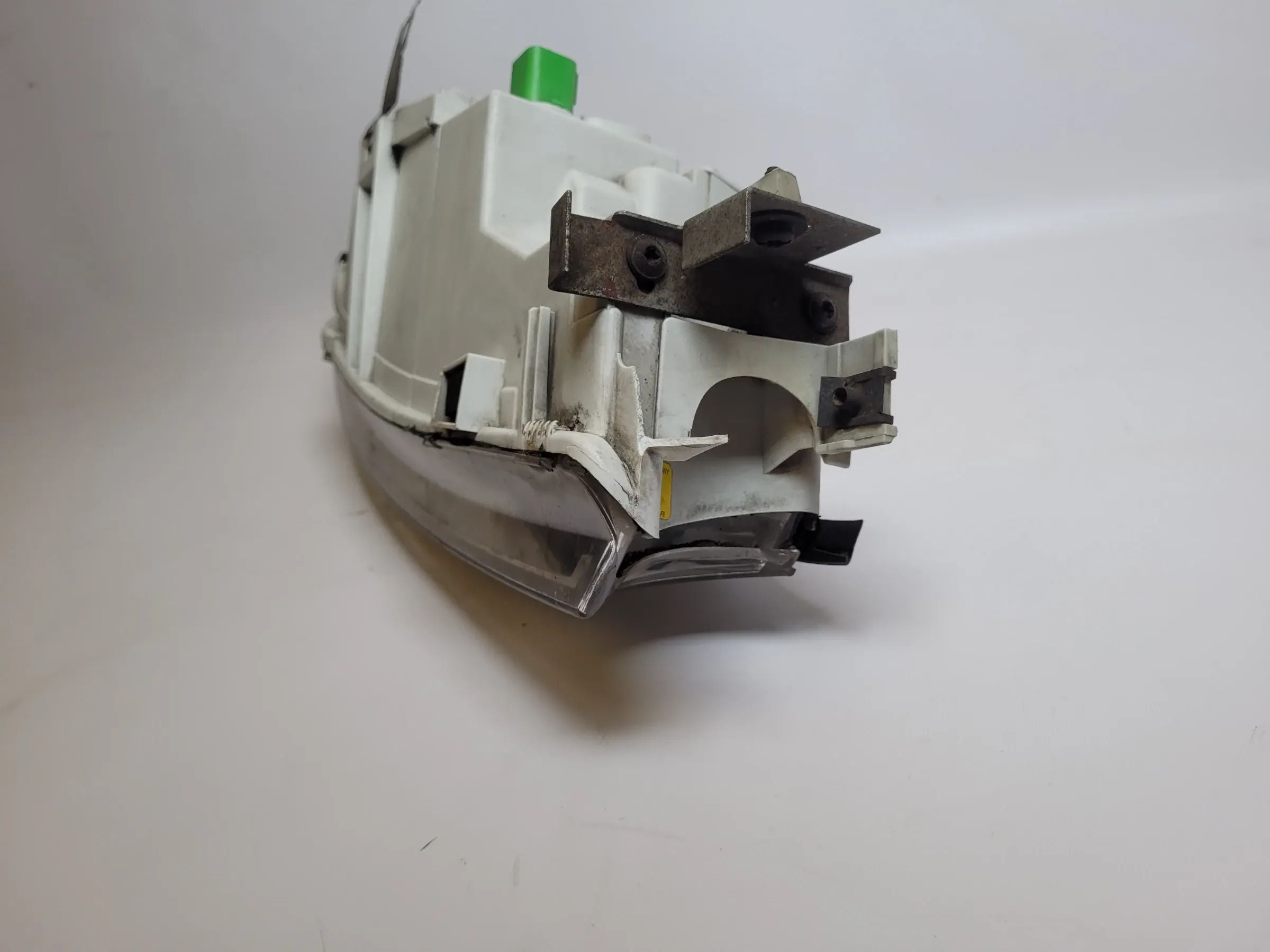 Ford Mondeo II 2 BAP/BNP Scheinwerfer/Frontleuchte Links 0301098205 Original