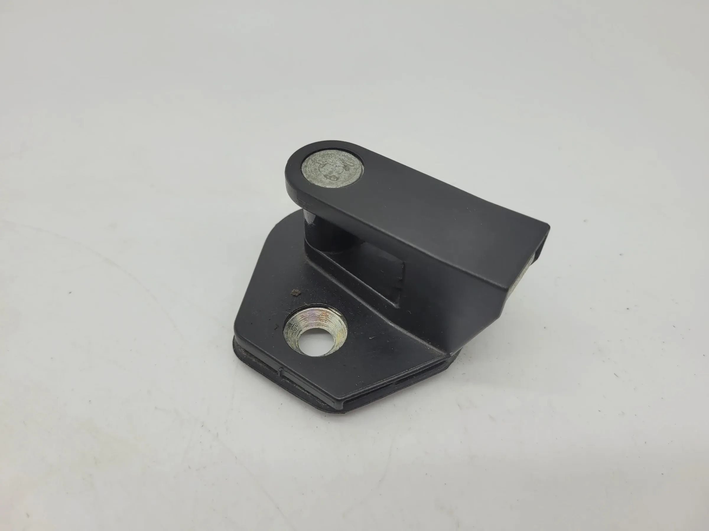 BMW 5er Touring E39 Schliesskeil Türschloss Fanghaken L/R V/H 8176350 Original