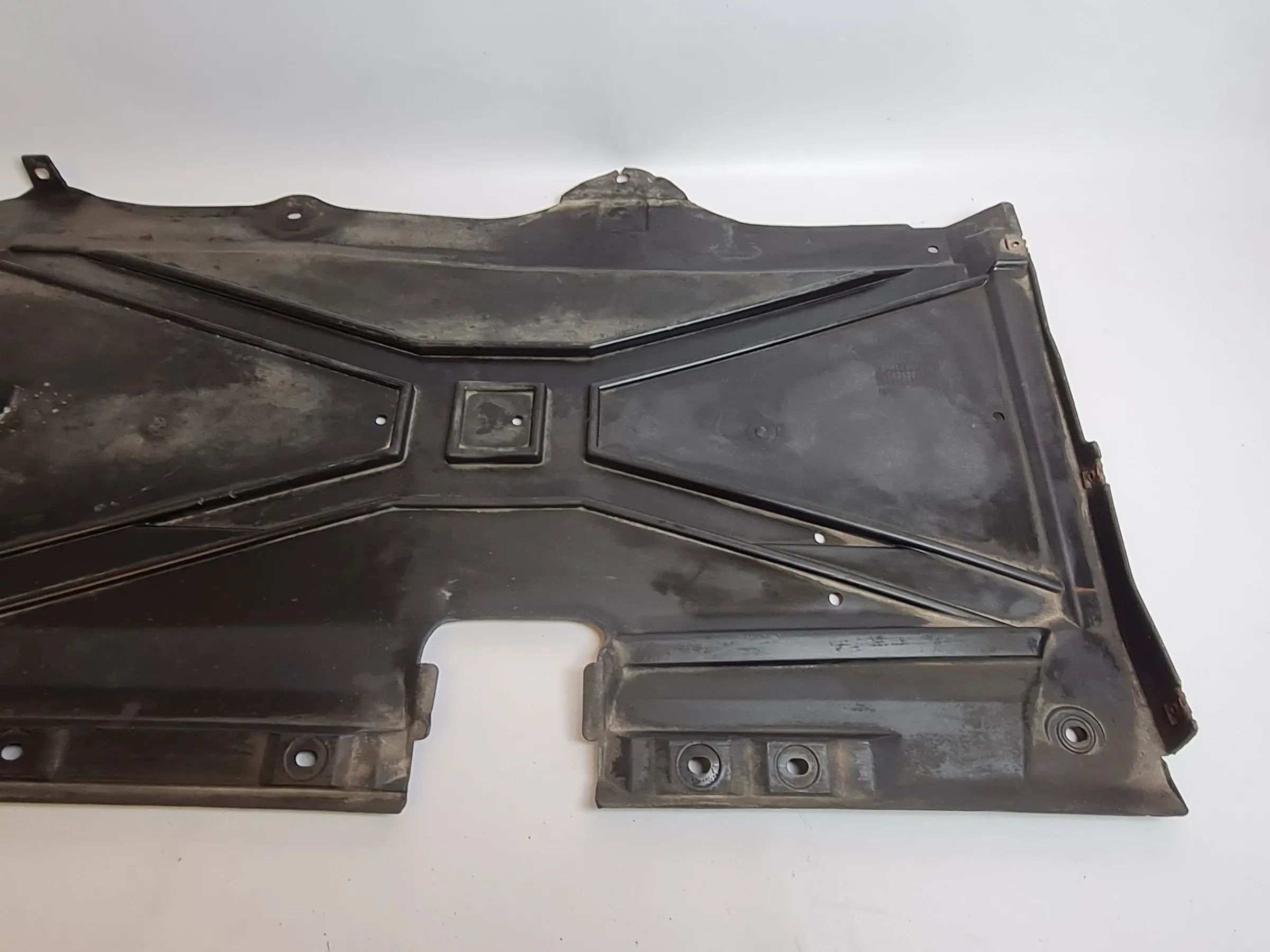 BMW 5er E39 Unterboden Unterfahrschutz Rechts 51.71-8158060 (Original)