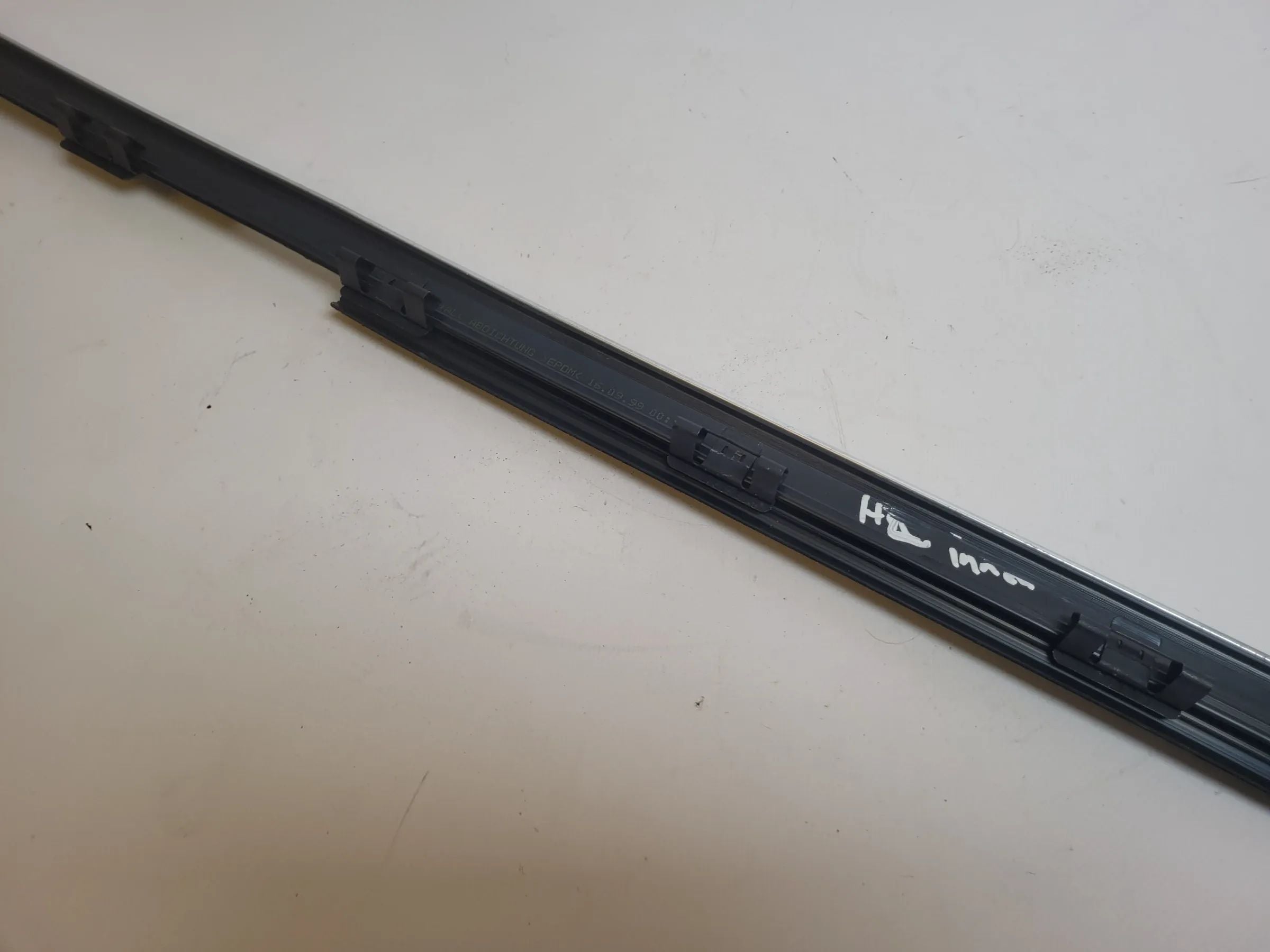 BMW 5er Touring E39 Chrom Leiste Dichtung Hinten Links 51.22-8185817 Original