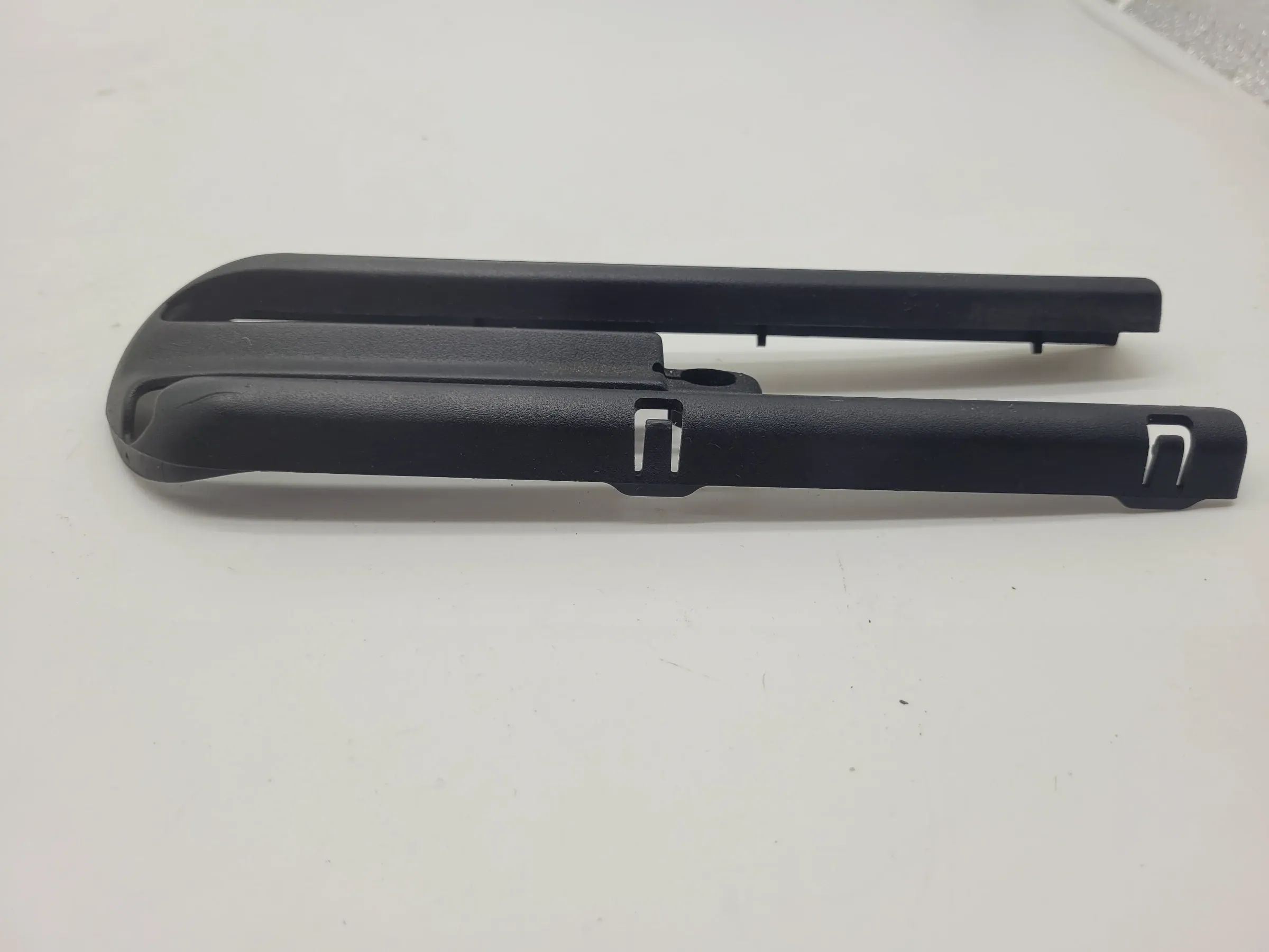 BMW 5er Touring E39 Sitzverkleidung Sitzschiene Links 51.10-8207213 Original
