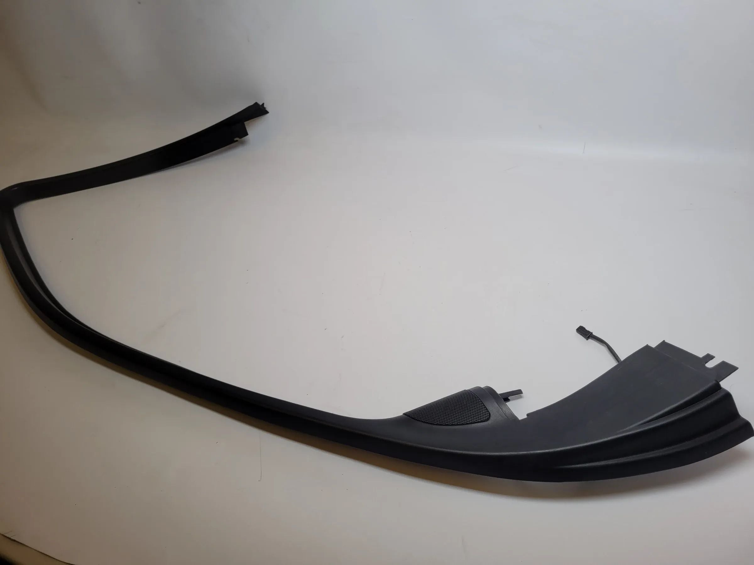 BMW 5er Touring E39 Blende Fensterrahmen Tür Rechts Vorne 8183732A Original