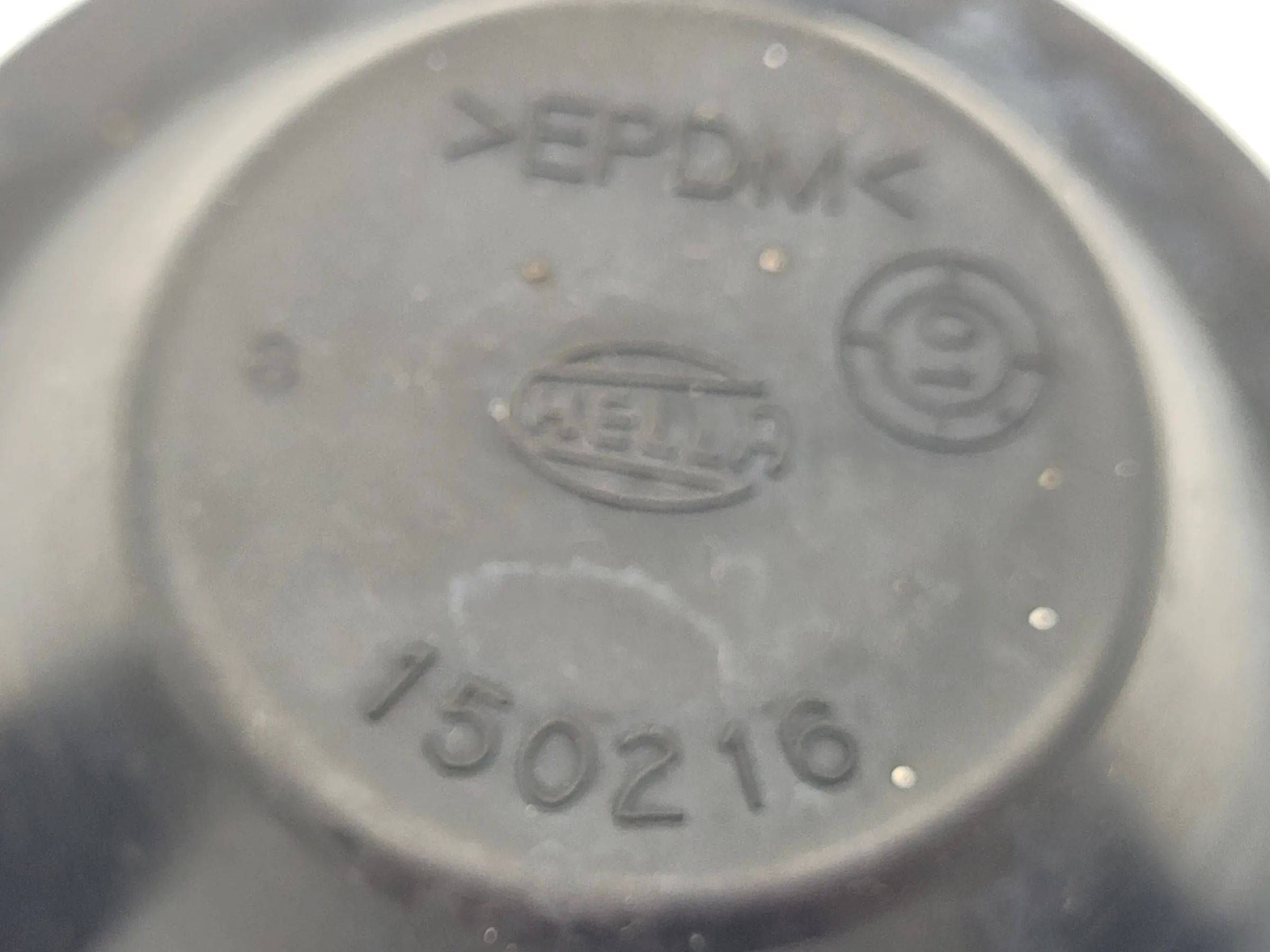 Opel Omega B V94 Scheinwerfer Kappe Deckel L/R 150216 (Original)