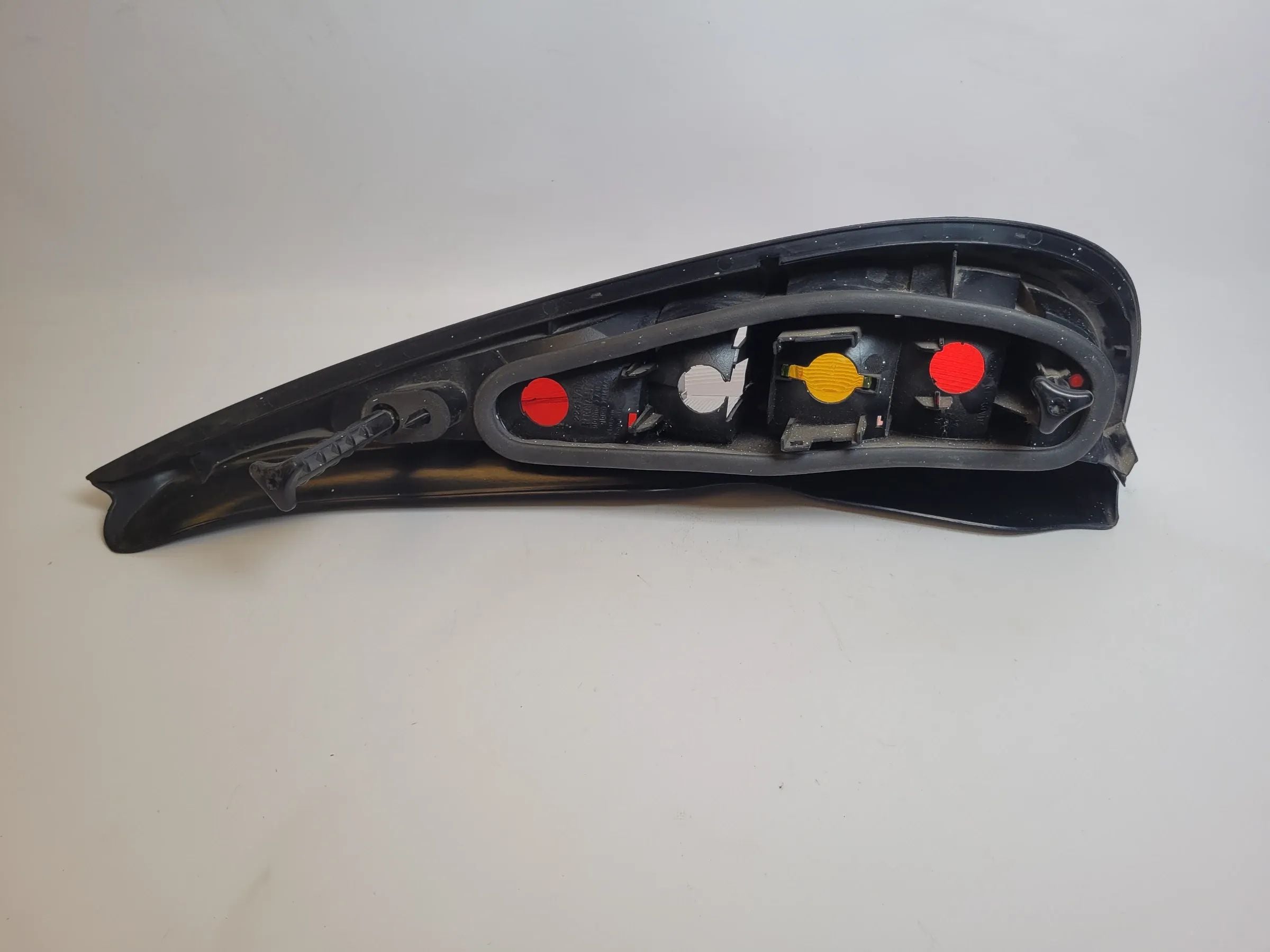 Renault Laguna I 556 Rücklicht Rückleuchte Rechts 2261 Original