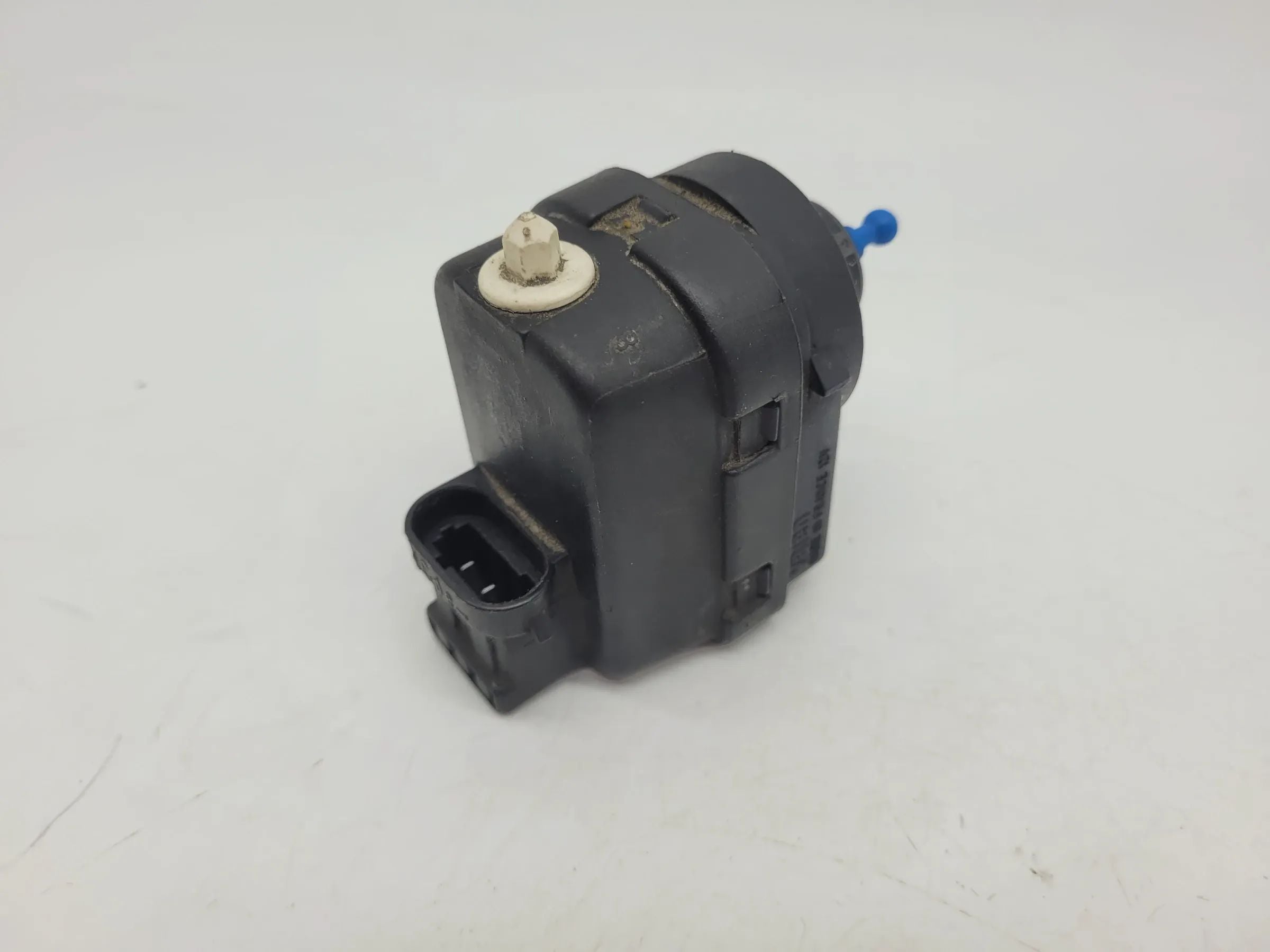 Renault Espace III / Laguna I Scheinwerfer Stellmotor LWR 7700415343 Original