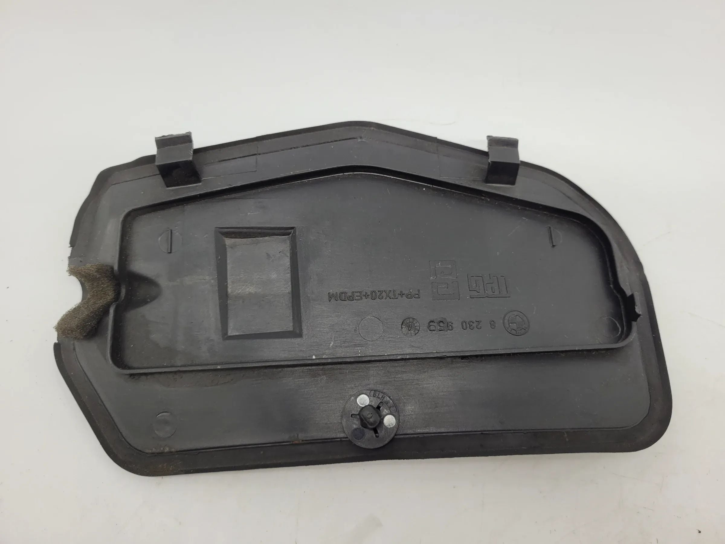 BMW 5er E39 Abdeckung Rückleuchte Links 8230959 (Original)