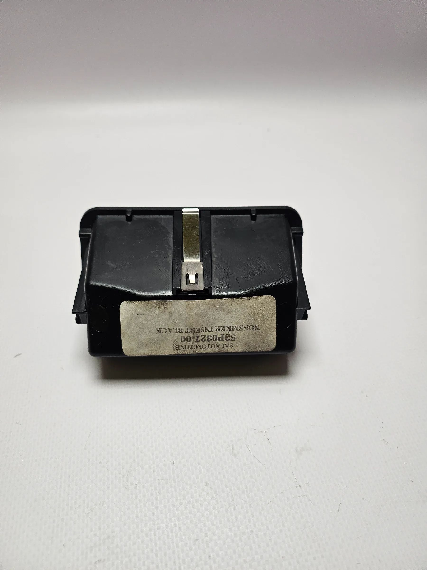 51428249089 Ashtray 51.42-8249089 16030920 BMW X5 E53 original 