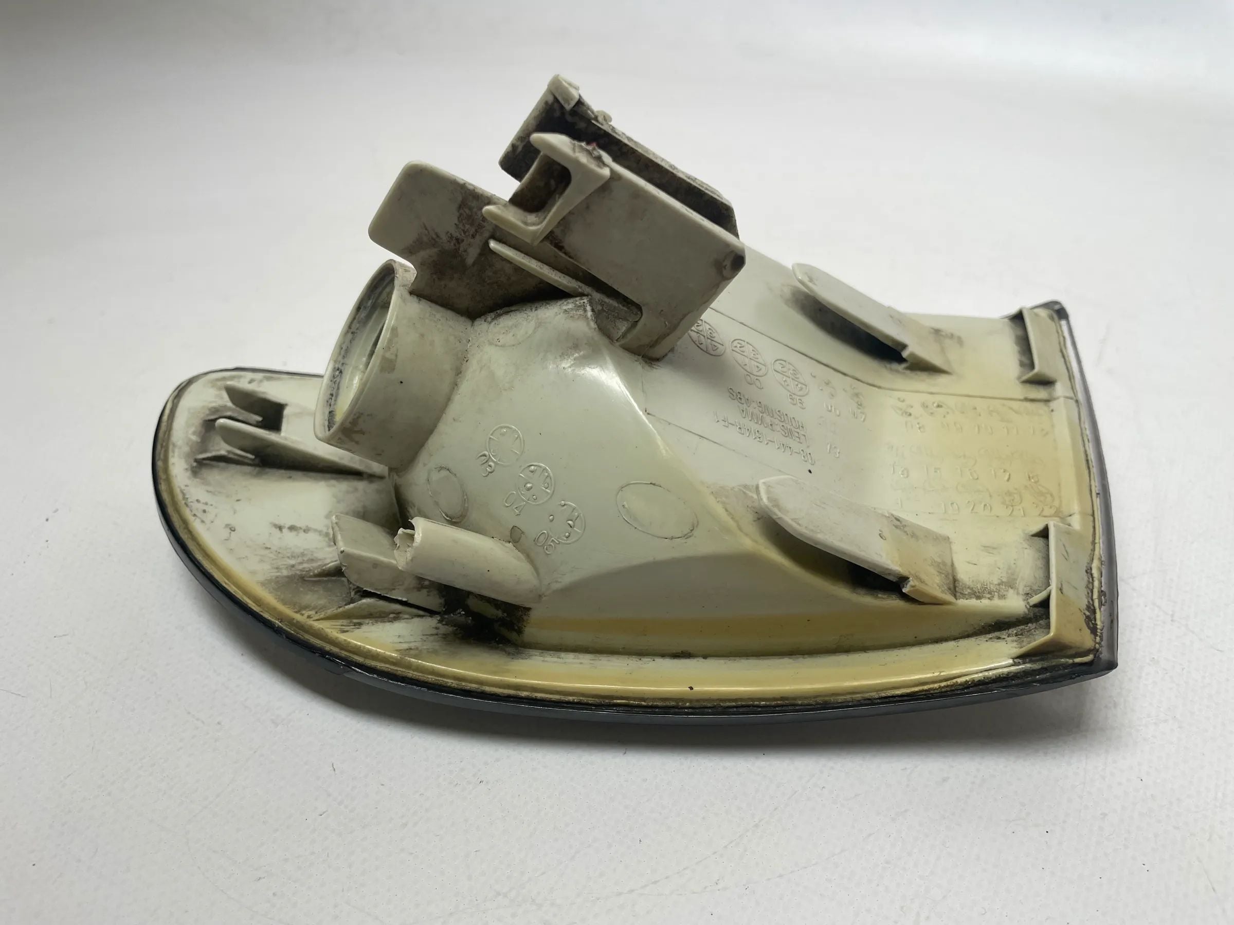 Original Audi A4 (8D2) Blinker Rechts Vorne 084411514