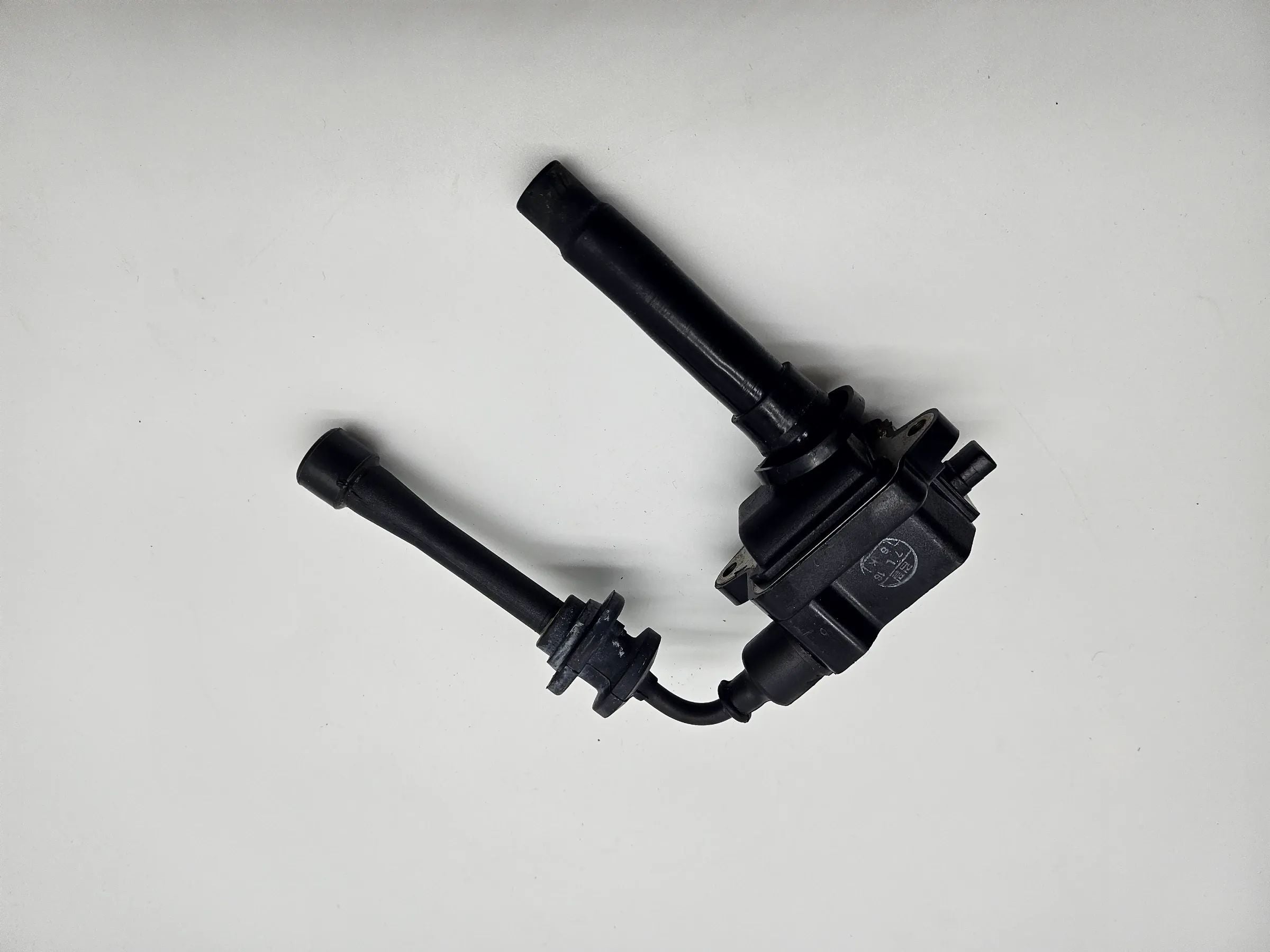 อะไหล่แท้ KIA Shuma 1.5 ขดลวดจุดระเบิด Zündspule Zündmodul POONG SUNG OK2A318100A
