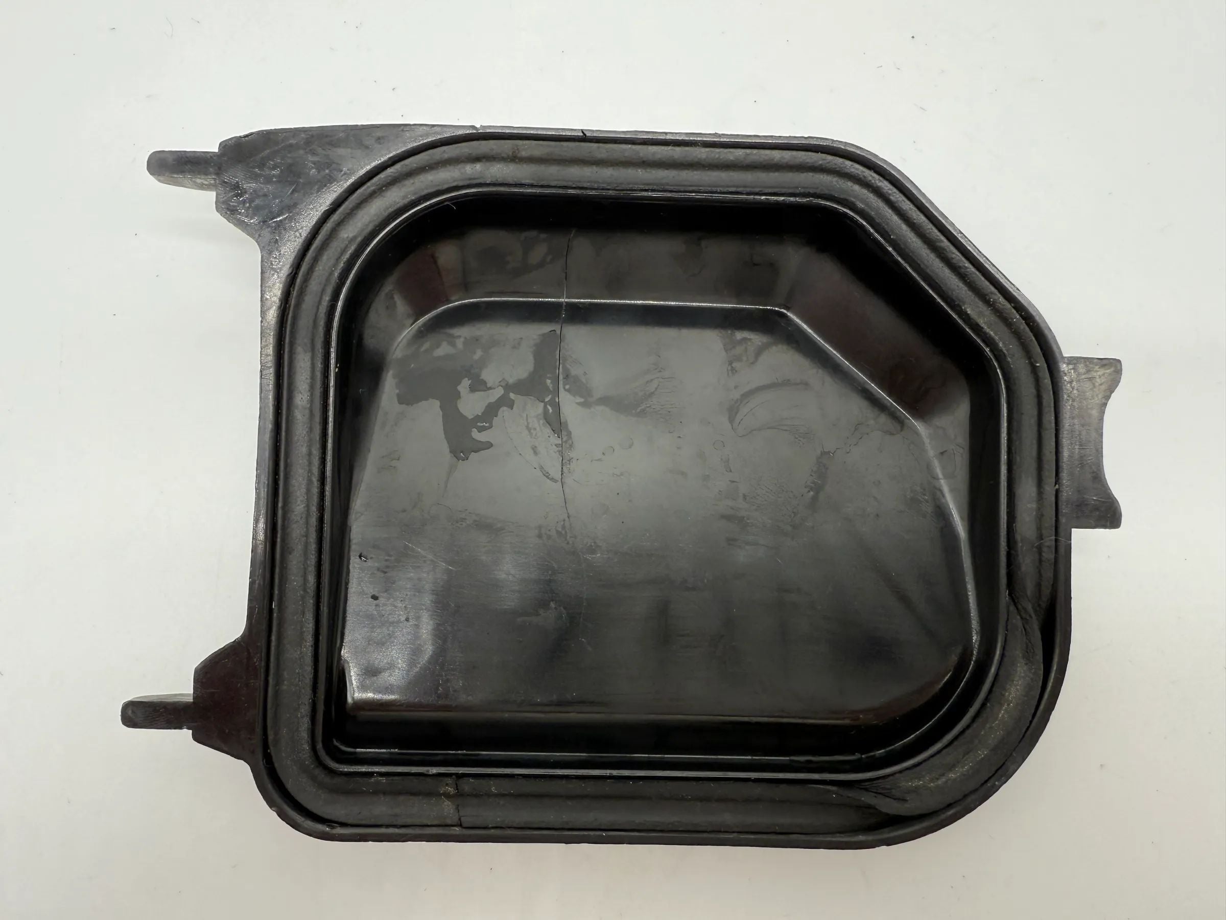 Oryginalna zaślepka reflektora Audi A4 (8E/8H) prawa Valeo 8E0941159