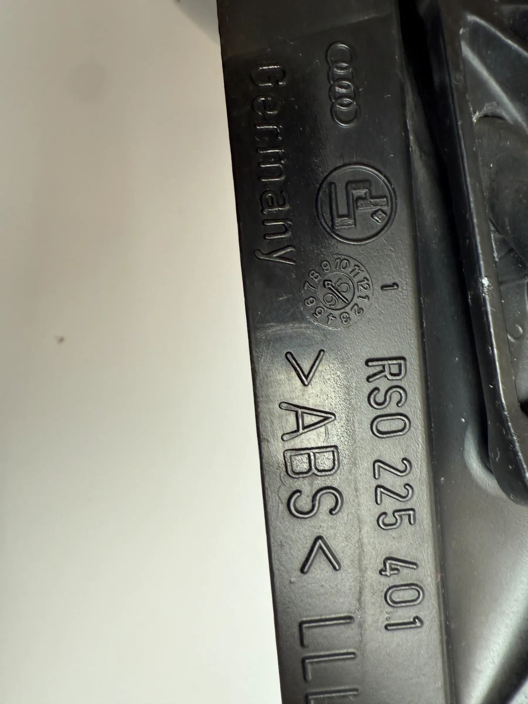 Specchietto Retrovisore Esterno Originale Audi A4 (8D2) Elettrico Sinistro Argento RSO225401