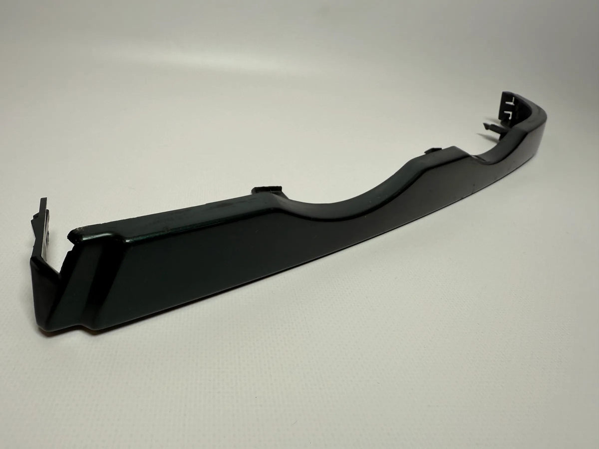 Oryginalna listwa ozdobna BMW 3er E46 osłona reflektora lewa zielona 51.13-8208481