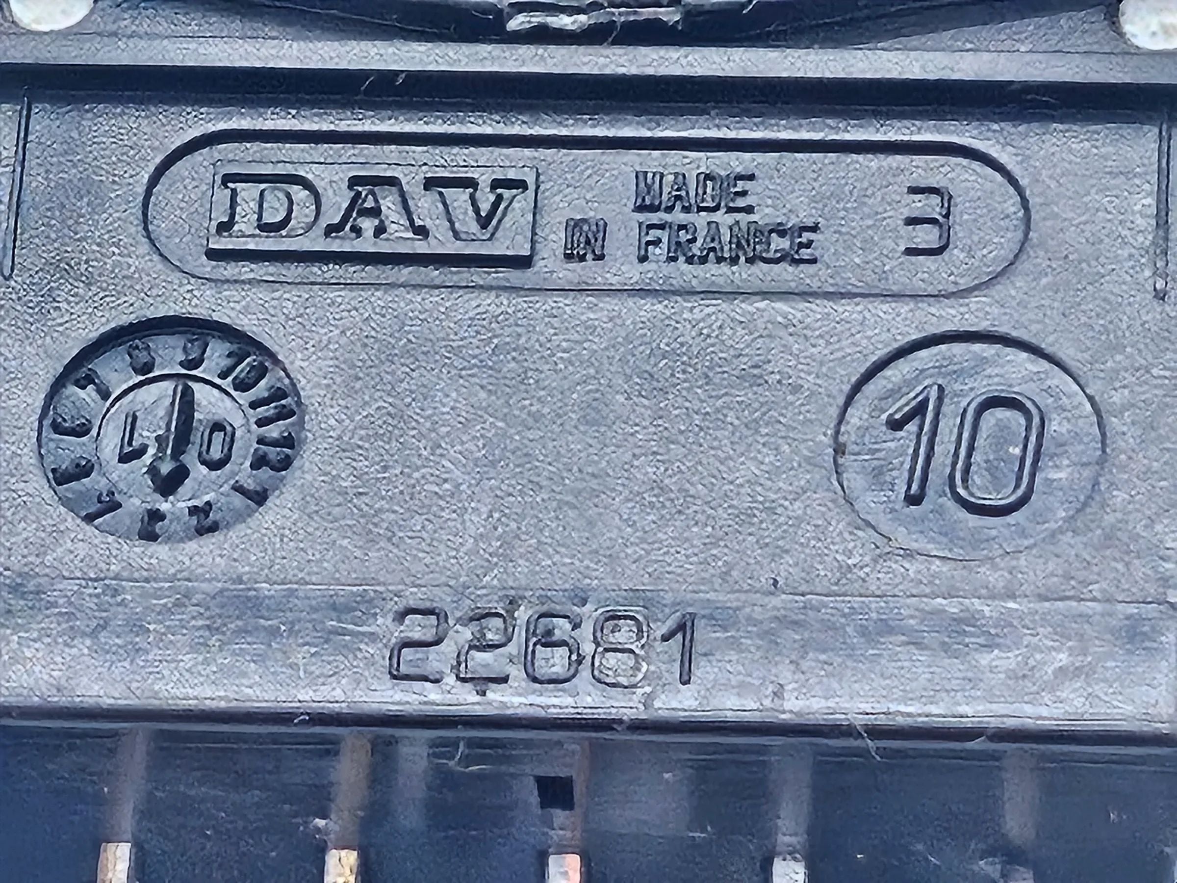 Original Citroen Xsara Picasso Schalter Fensterheber Mittelkonsole  vorne22681