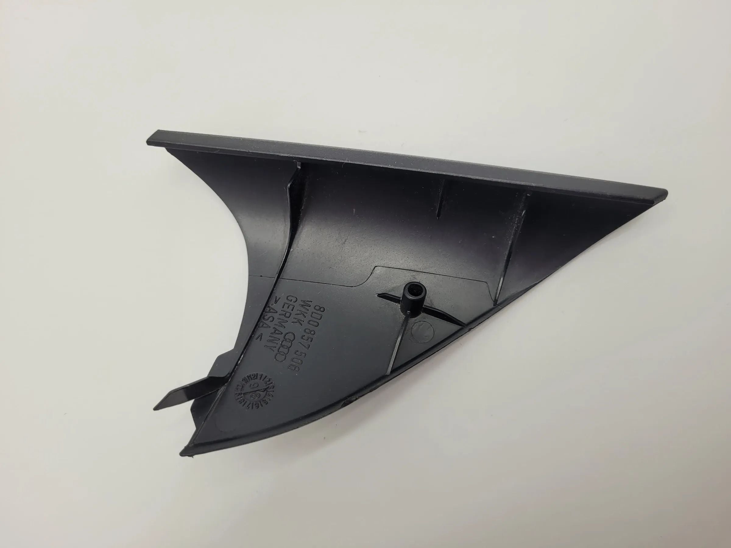 Original Audi A4 (8D) Abdeckung Spiegeldreieck 8D0857506