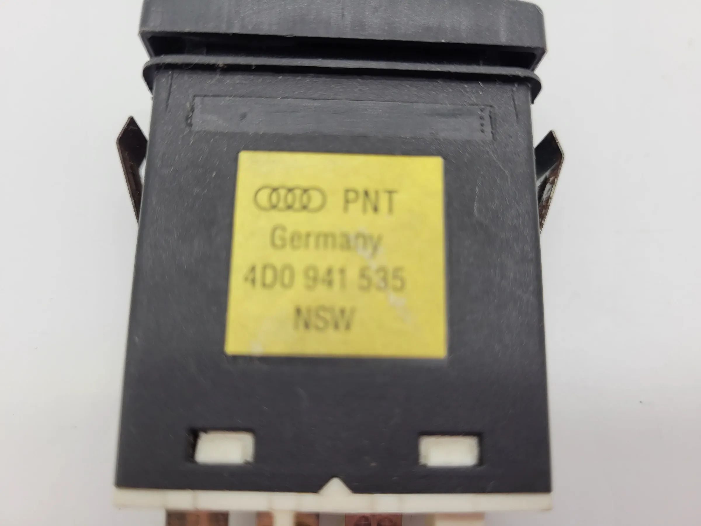 Original AUDI A4 (8D2/B5) Interruttore Fendinebbia 4D0941535
